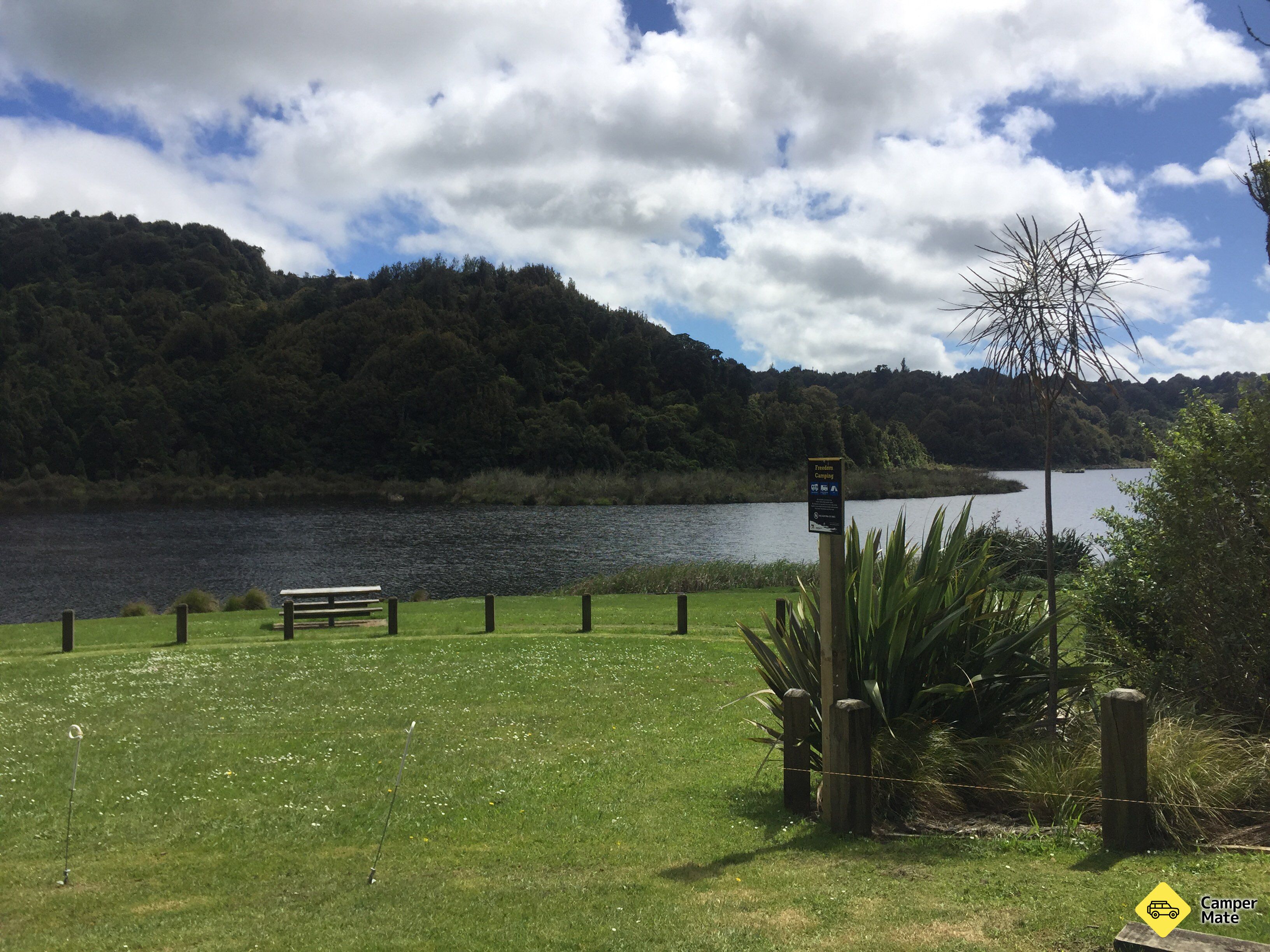 Lake Rotokare Scenic Reserve