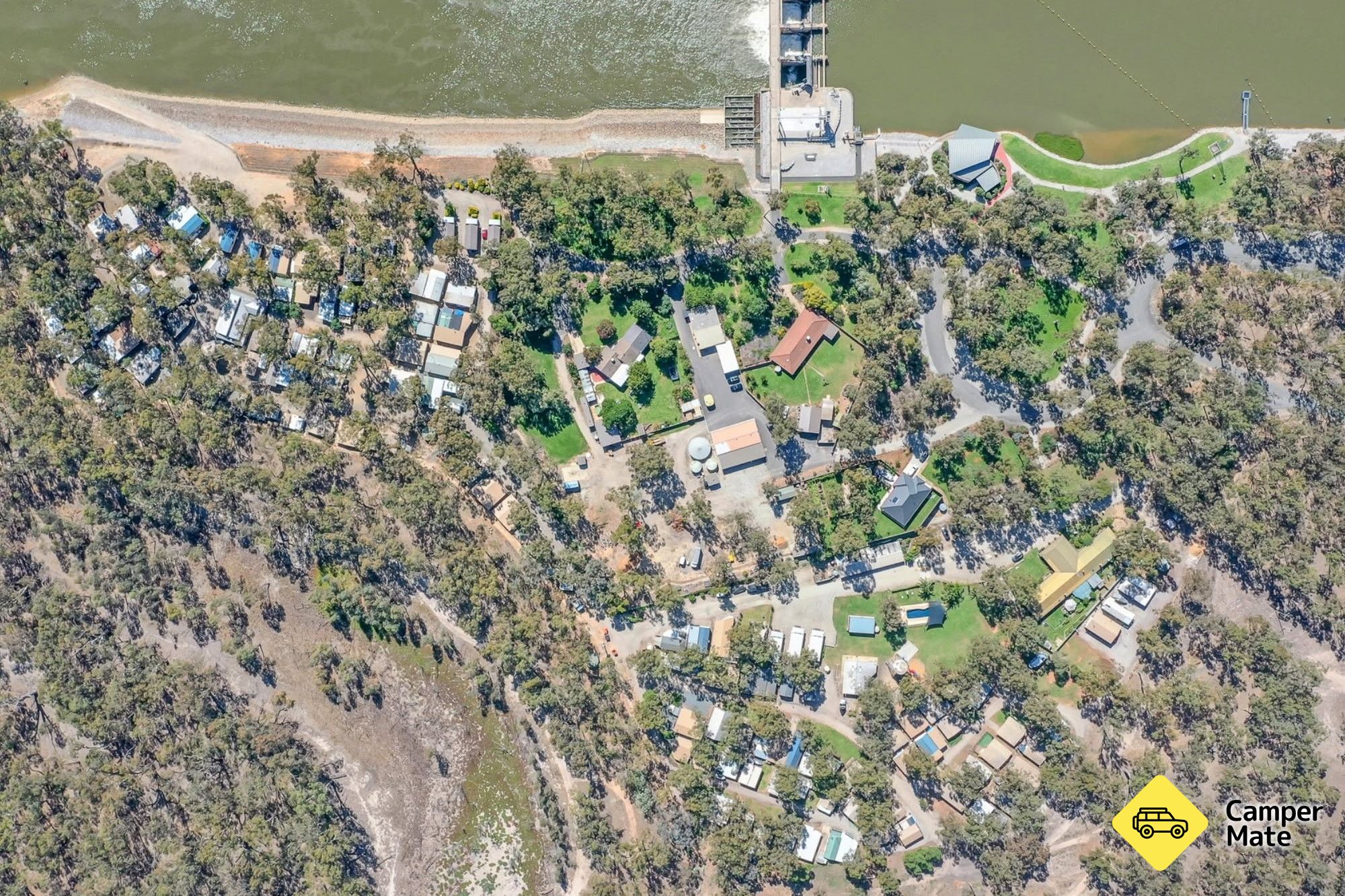 Torrumbarry Weir Holiday Park - Image 2