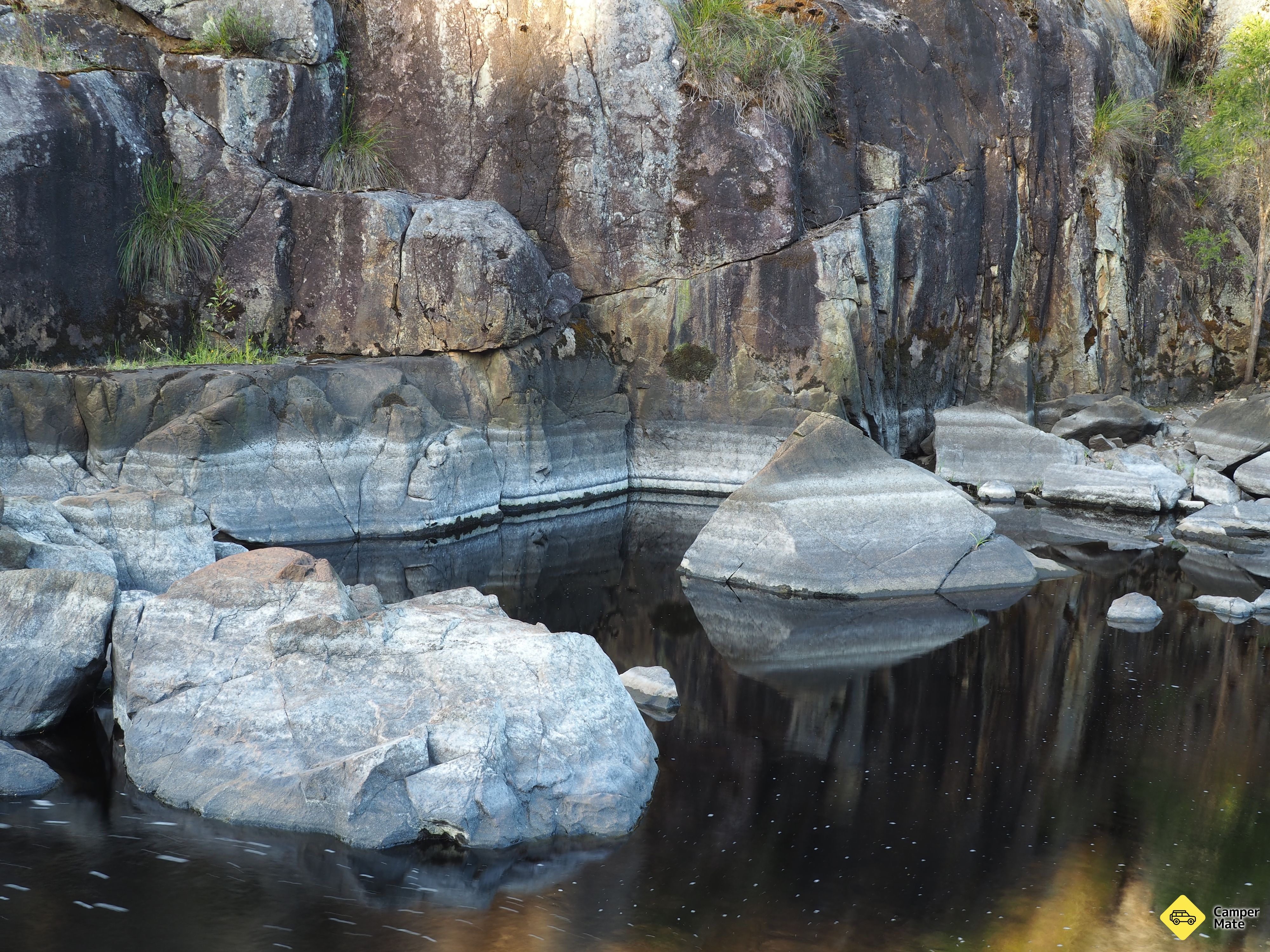Circular Pool - Image 2