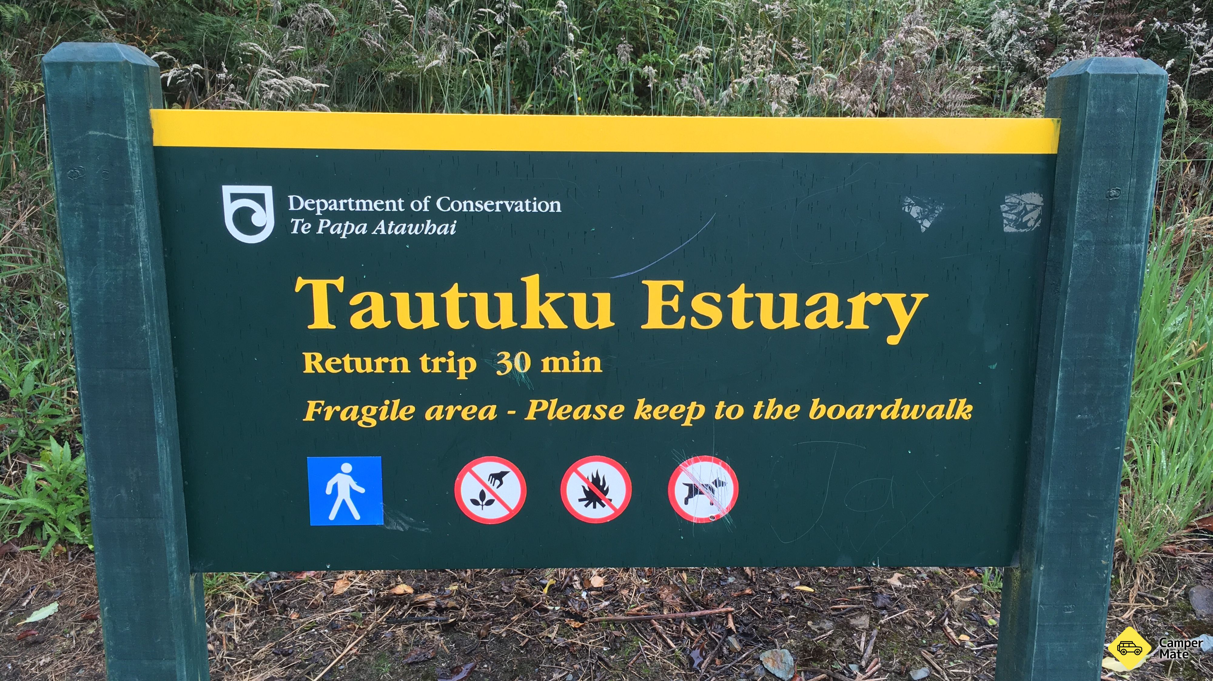 Tautuku Estuary Boardwalk ที่พัก
