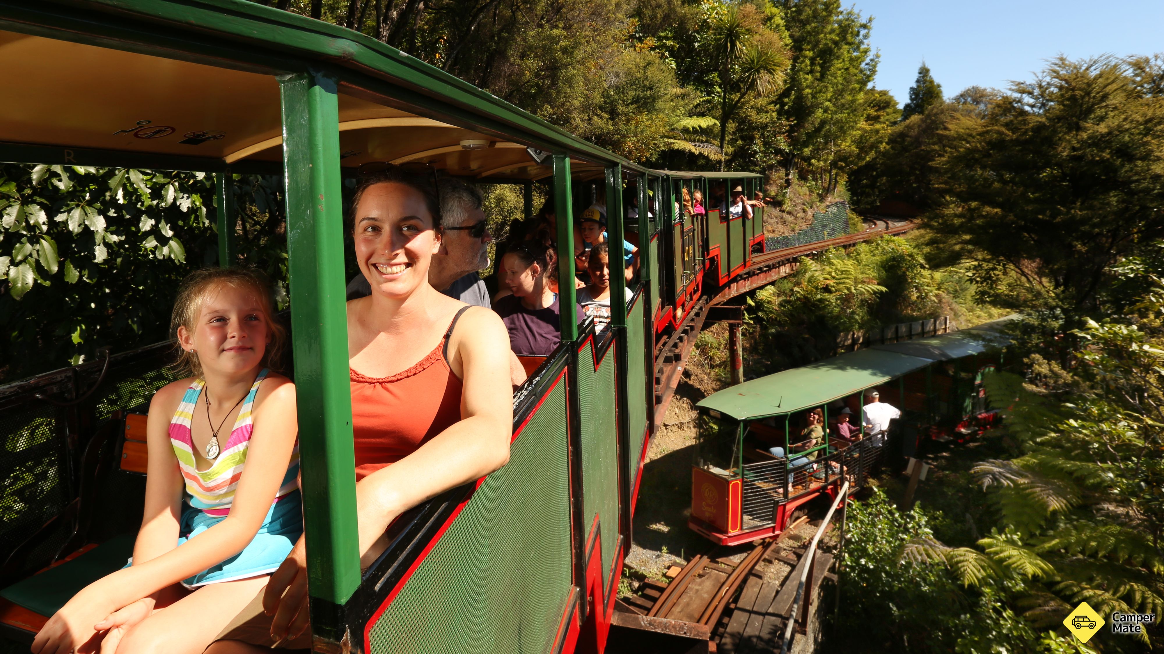 Driving Creek - Railway, Zipline, Pottery and Conservation 부근의 호텔