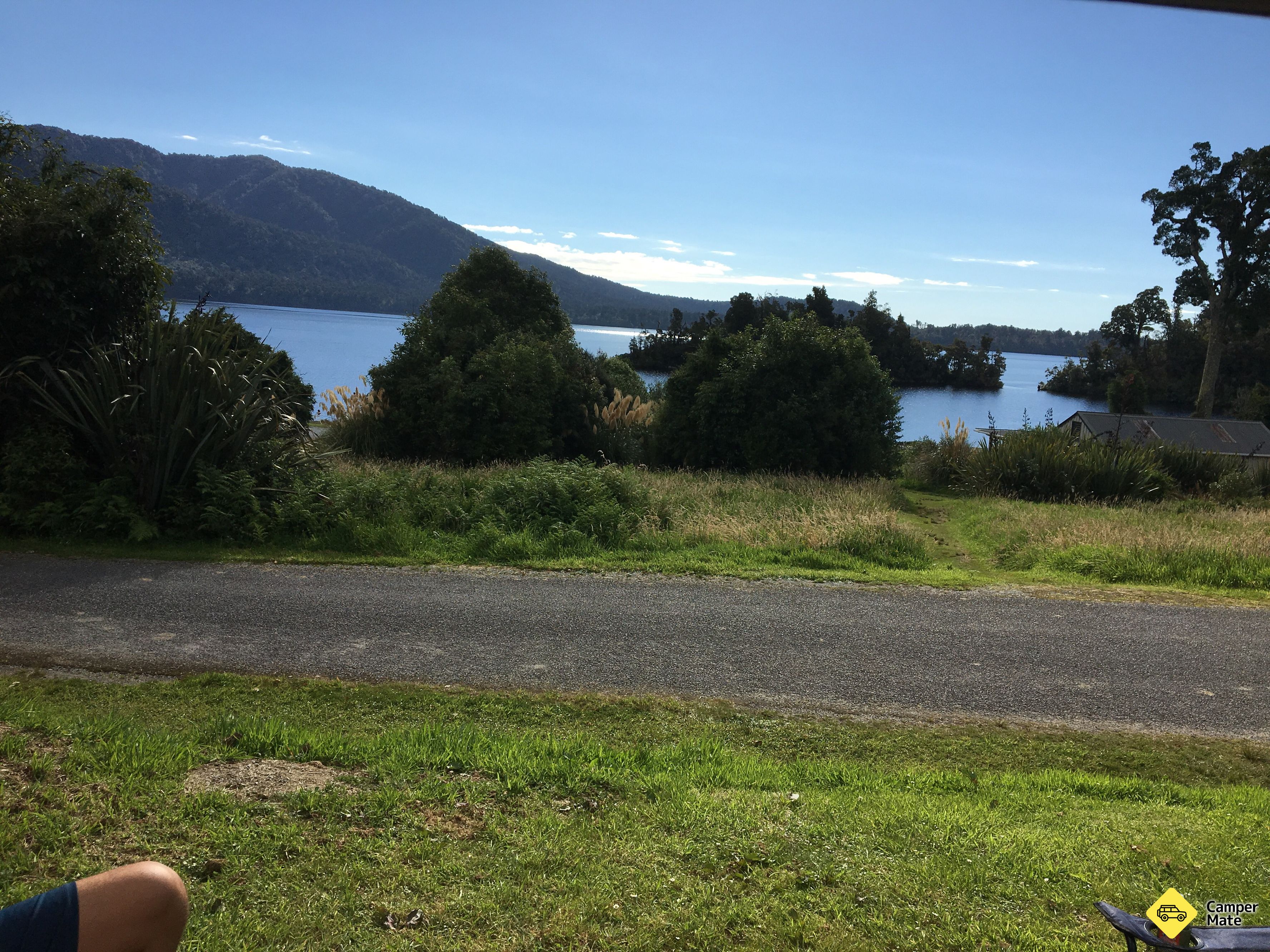 Hans Bay - Lake Kaniere kemping - Image 2