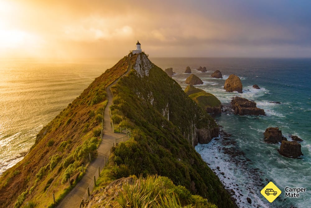 Nugget Point Lighthouse: