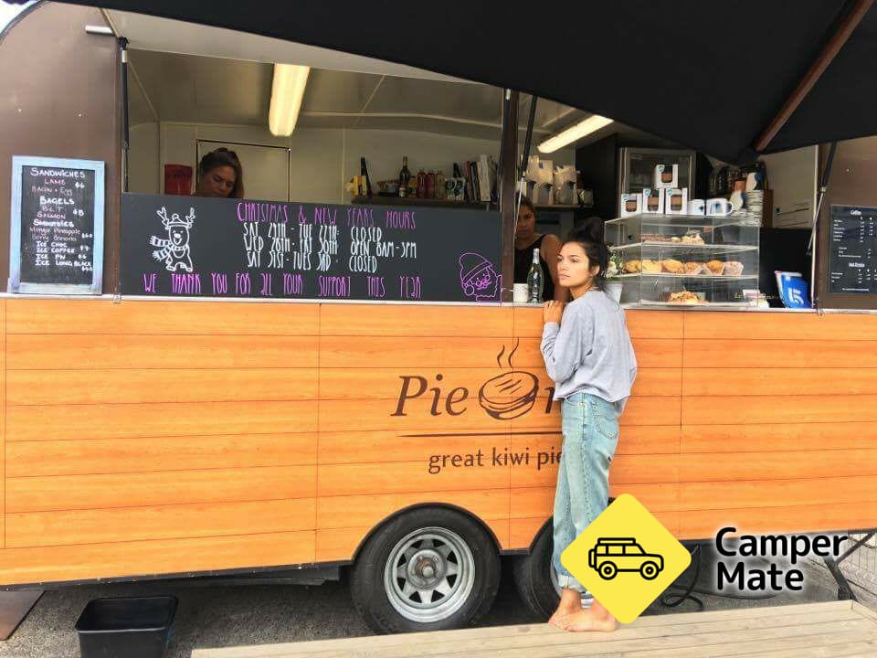 Restauracje w pobliżu Kai Nui Eatery and Coffee Cart