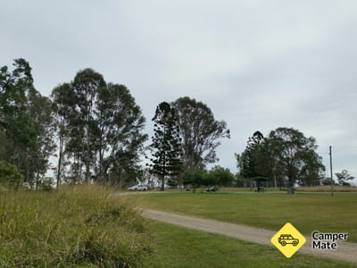 حديقة Tully Memorial Park