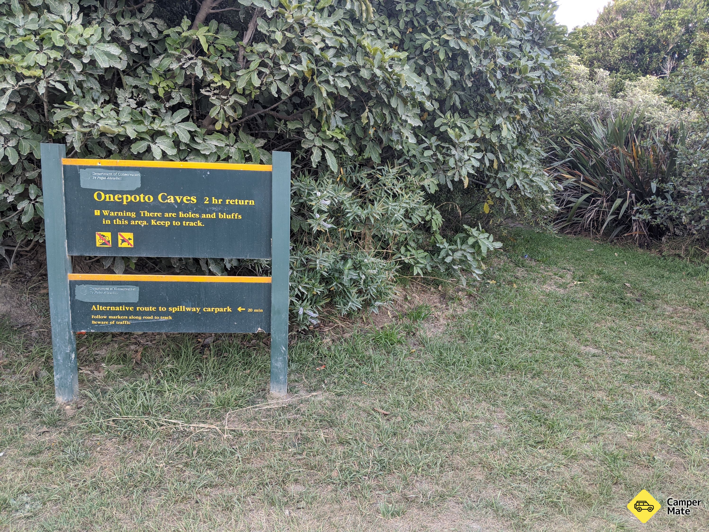 Onepoto Caves Walk