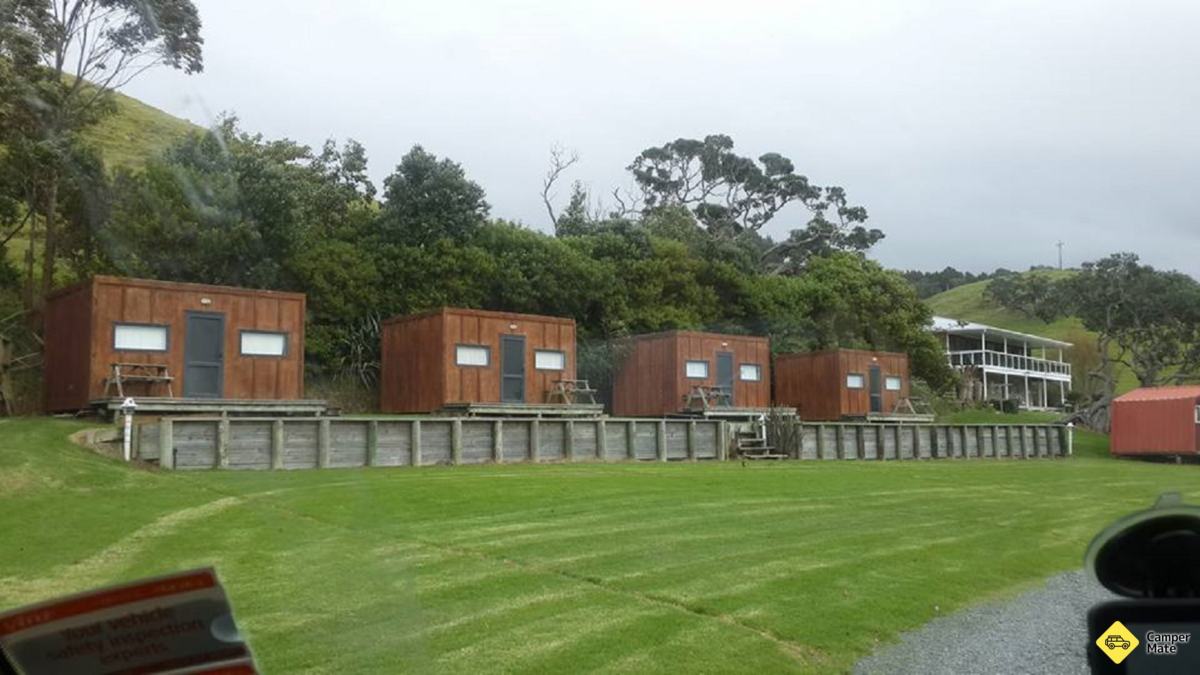 Restauracje w pobliżu Whangaruru Beachfront Motor Camp