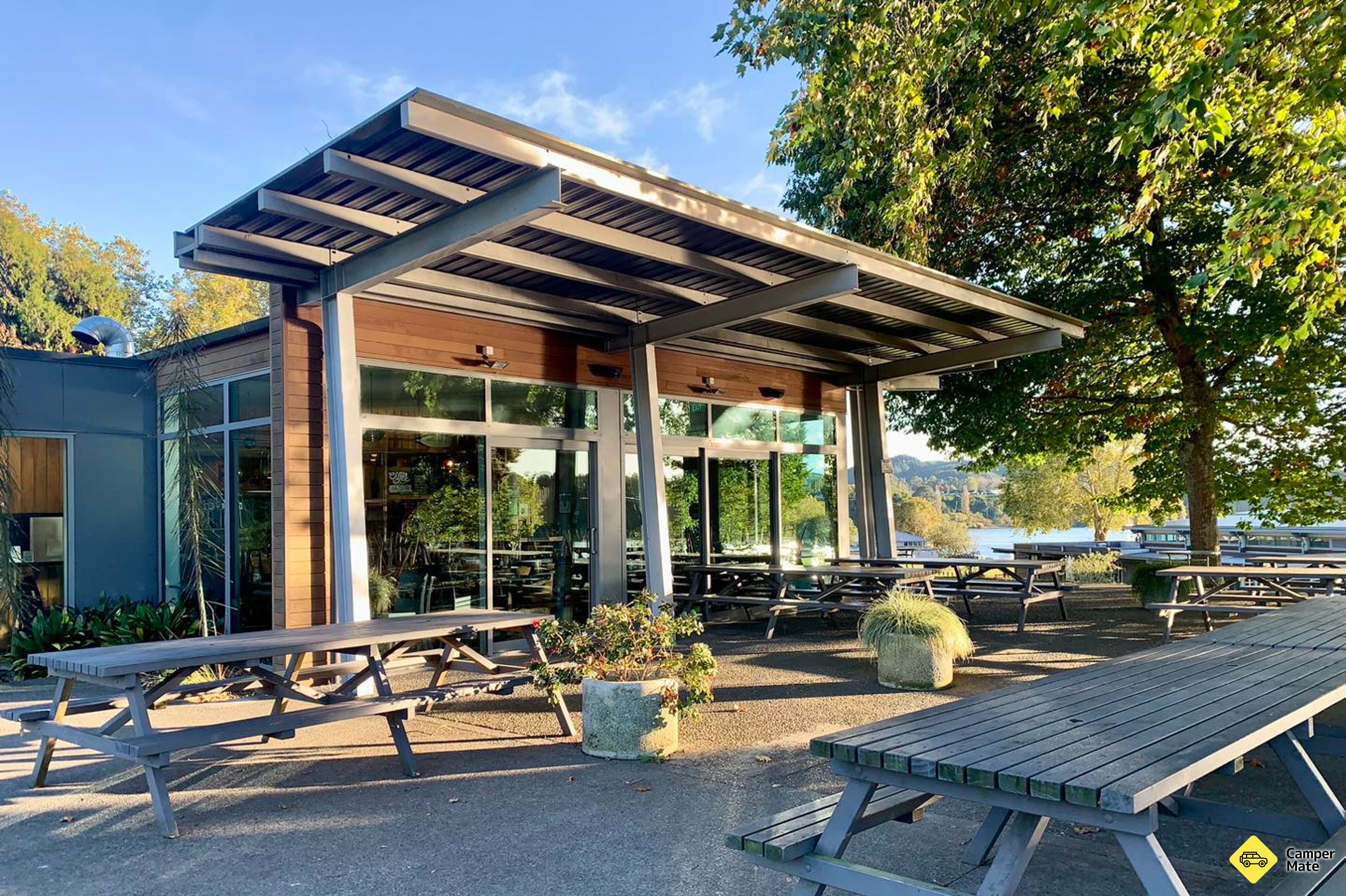 Podium Cafe - Image 2