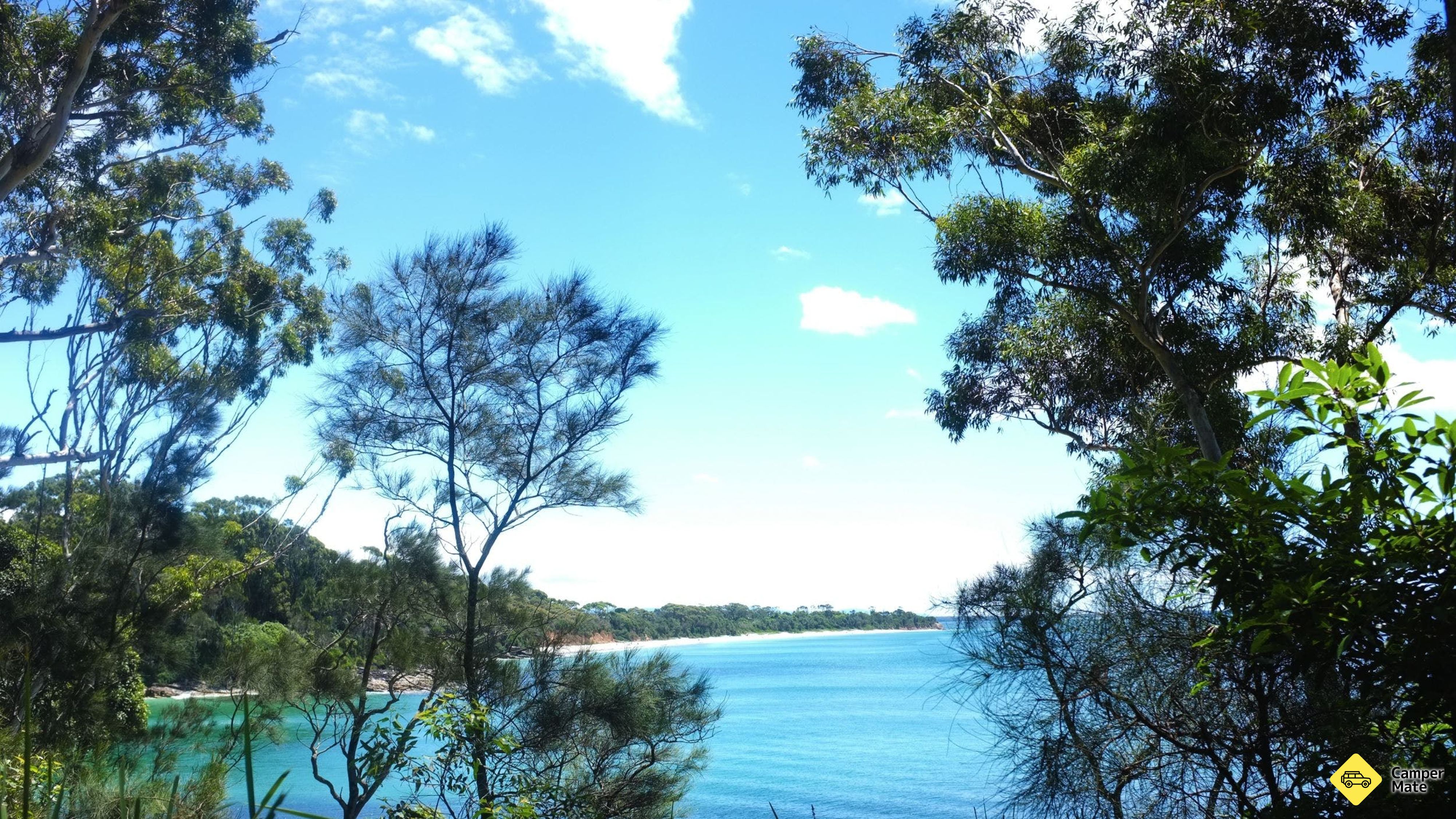 Pantai Putih Berjalan
