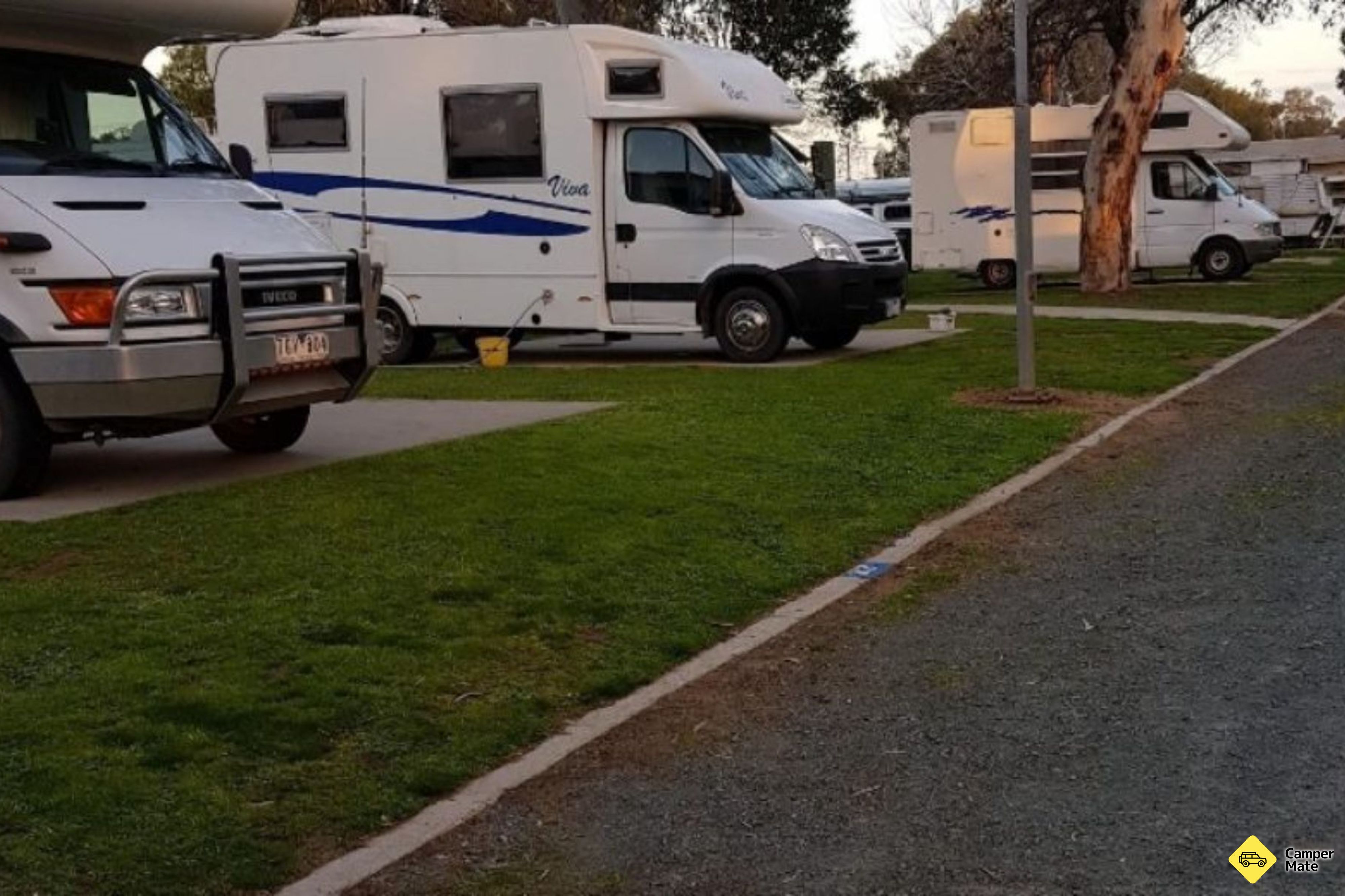 Rochester Riverside Holiday Park - Image 2
