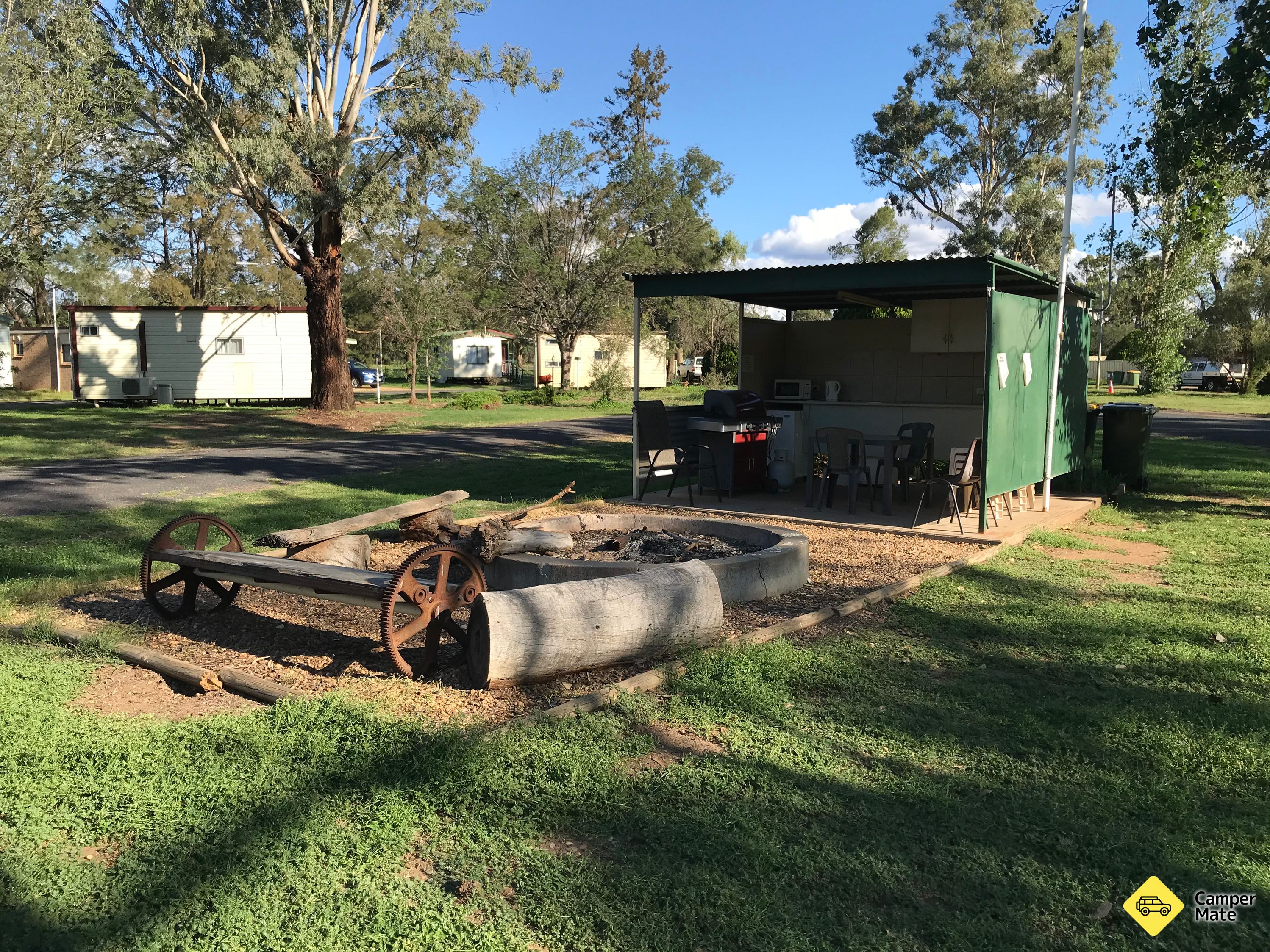 Parcul Gilgandra Caravan