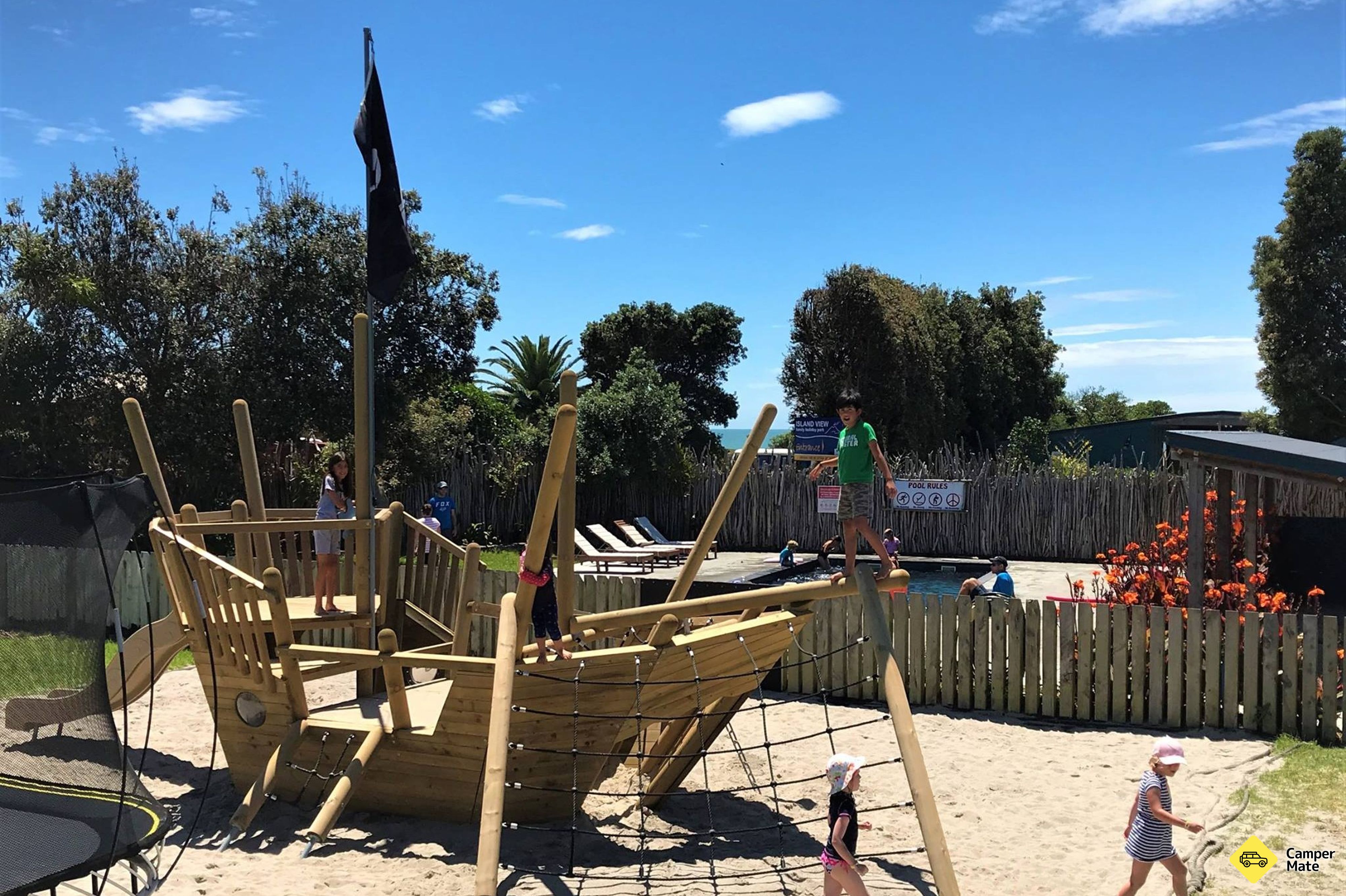 Island View Holiday Park - Image 3