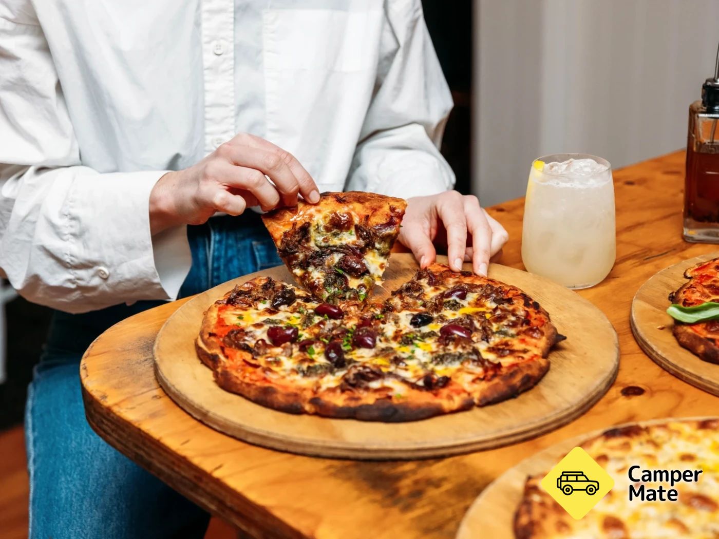 Neighbourhood Pizzeria