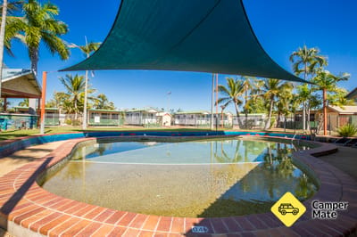 Restauranter i nærheten av Townsville Lakes Holiday Park
