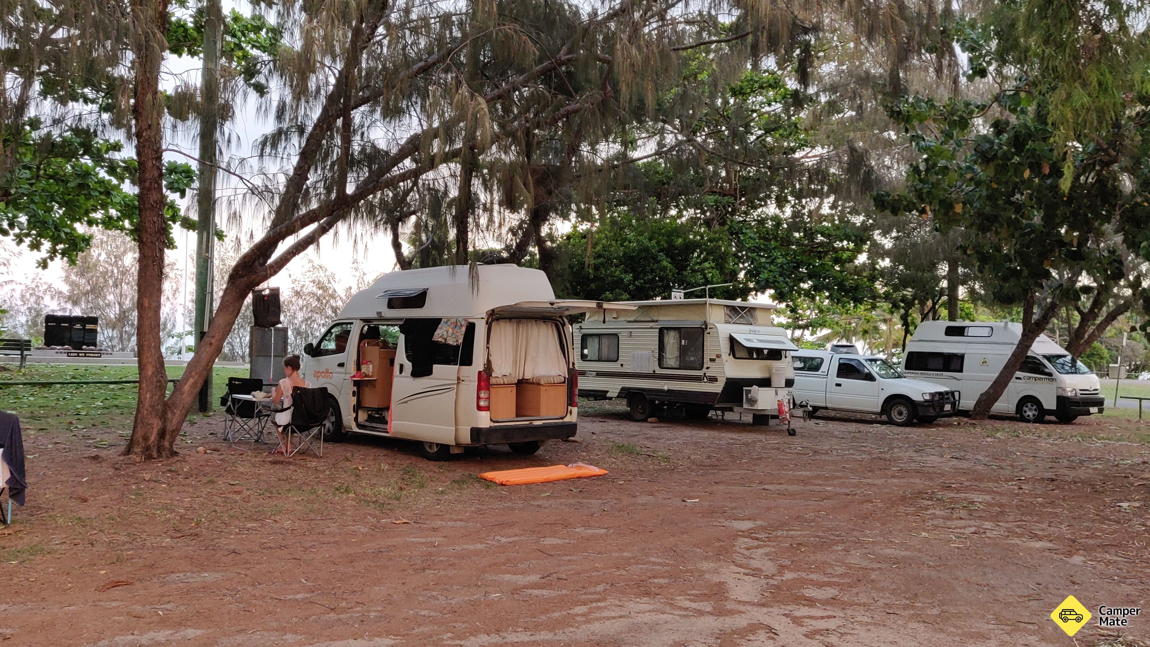 Balgal Beach Kamp Alanları