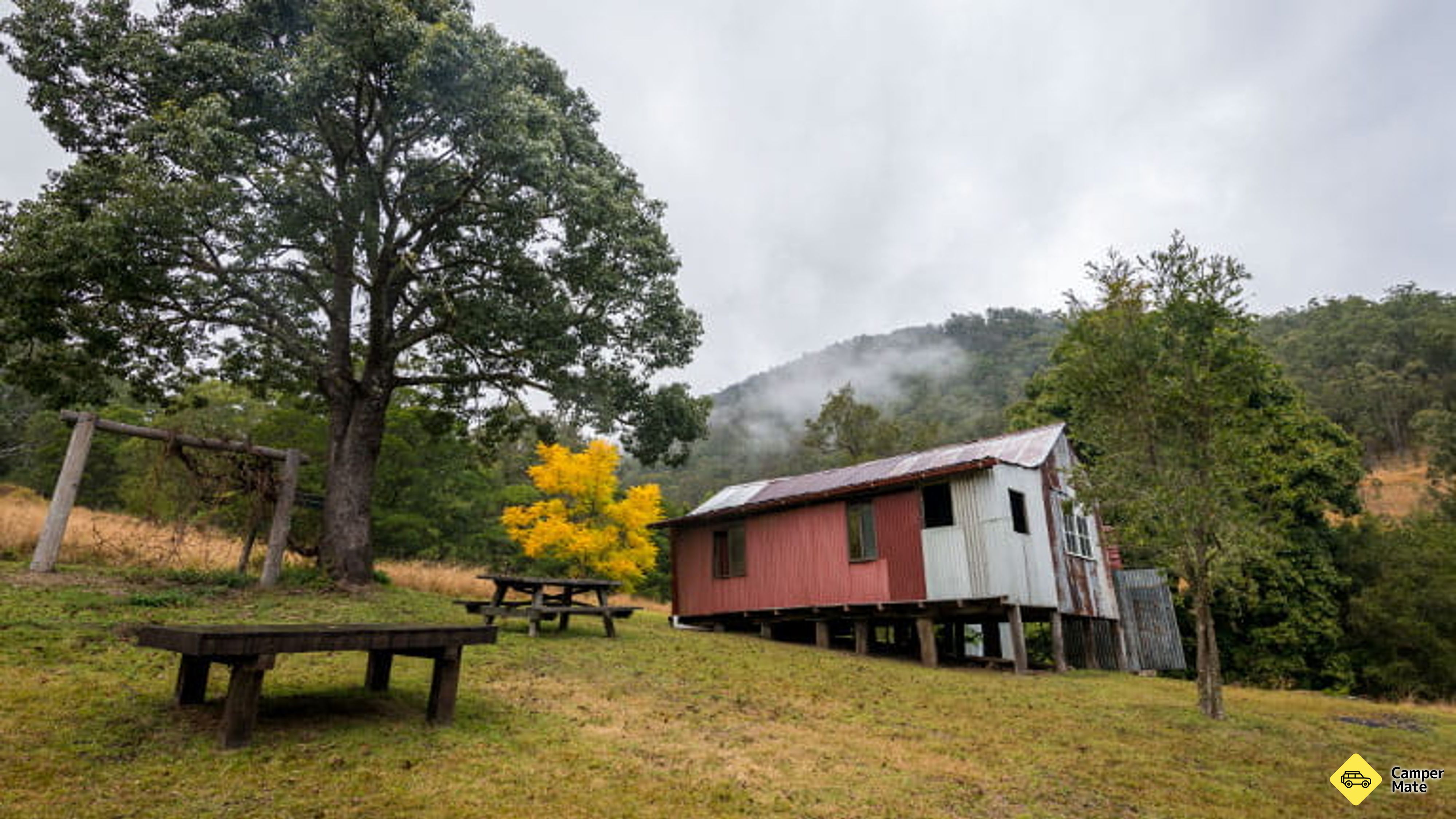 Jacky Barkers Campground 부근의 호텔
