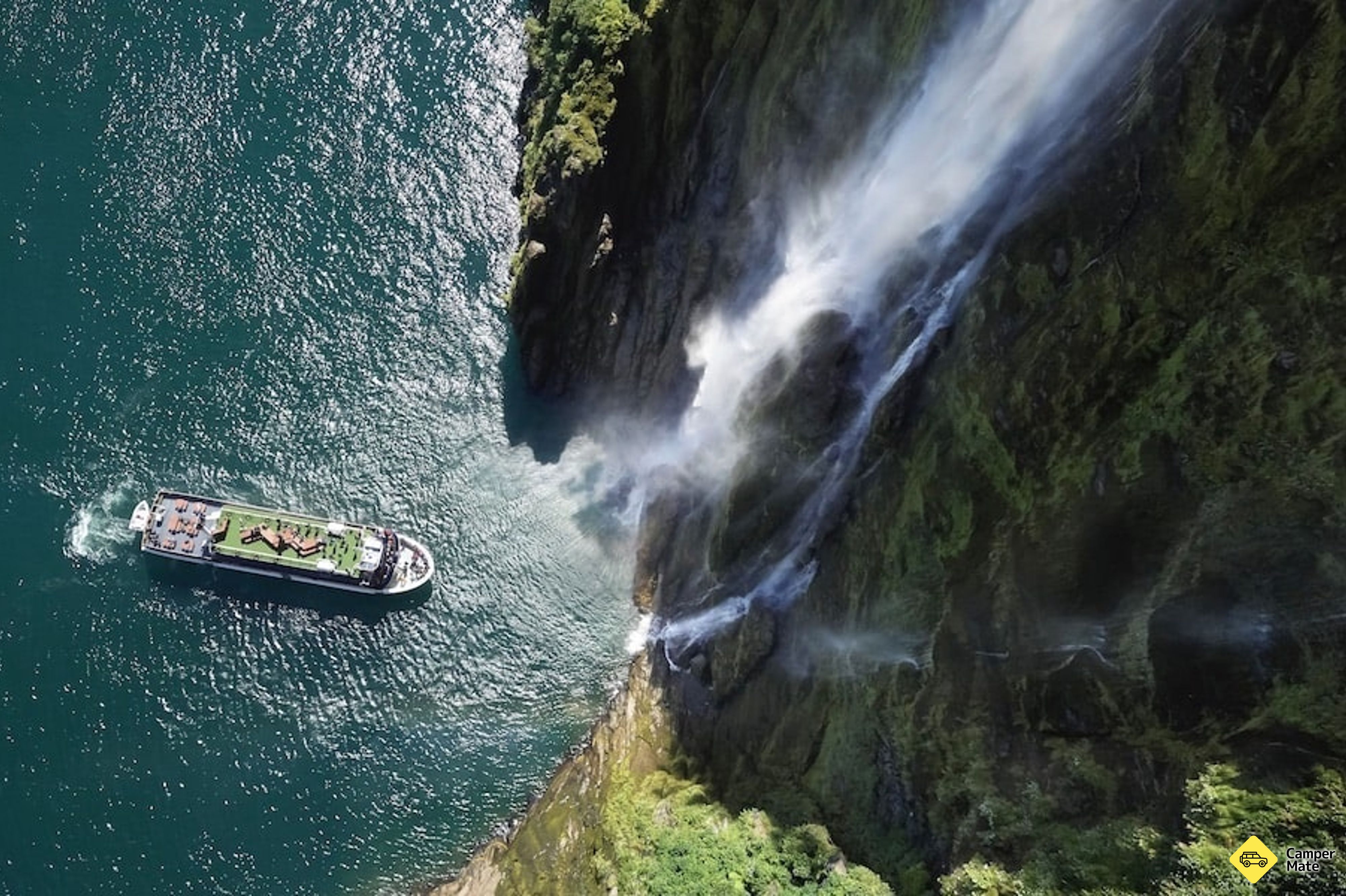 Restauracje w pobliżu Milford Sound Coach and Cruise from Queenstown - Image 3