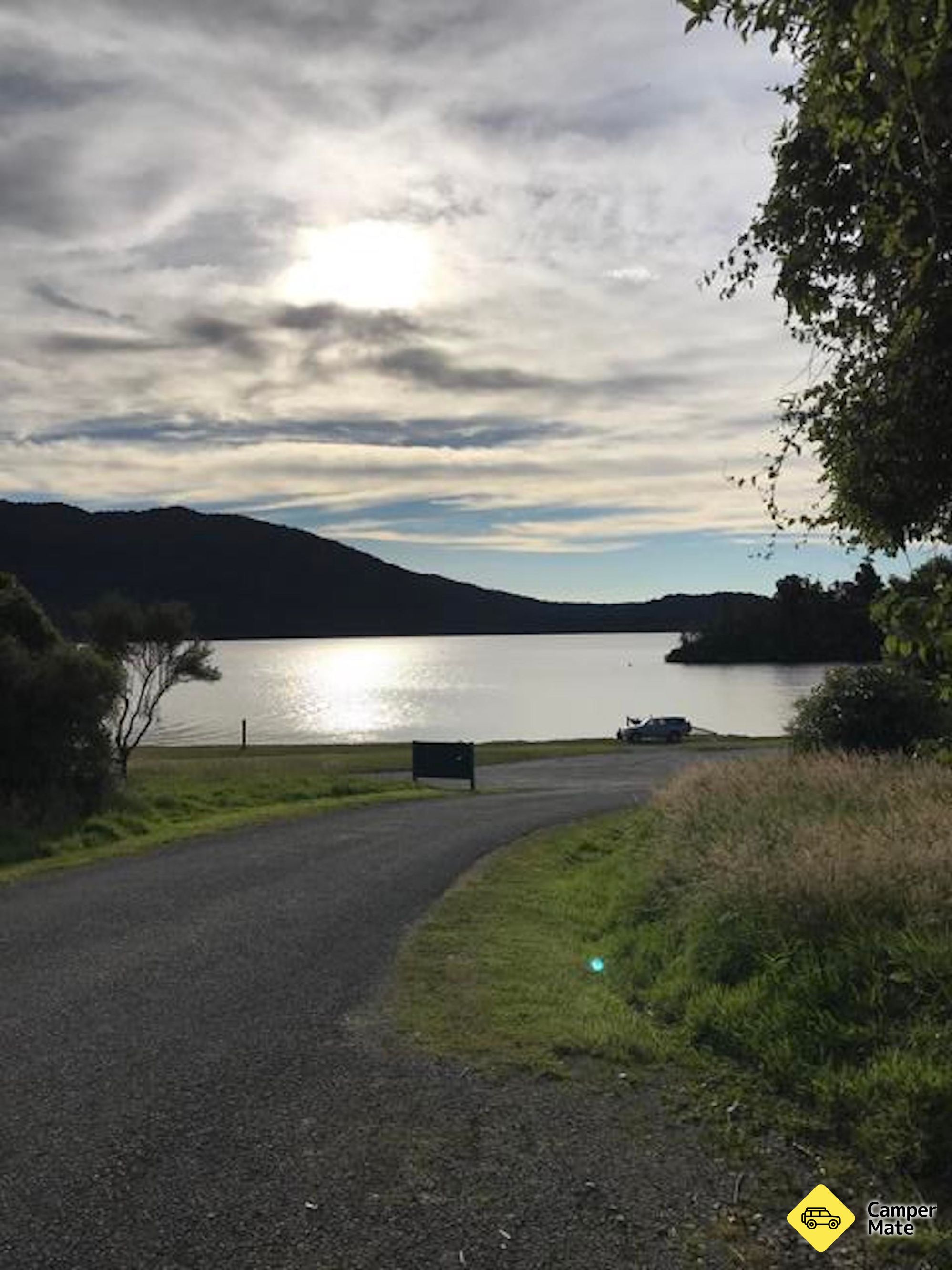 Hans Bay - Lake Kaniere kemping - Image 3