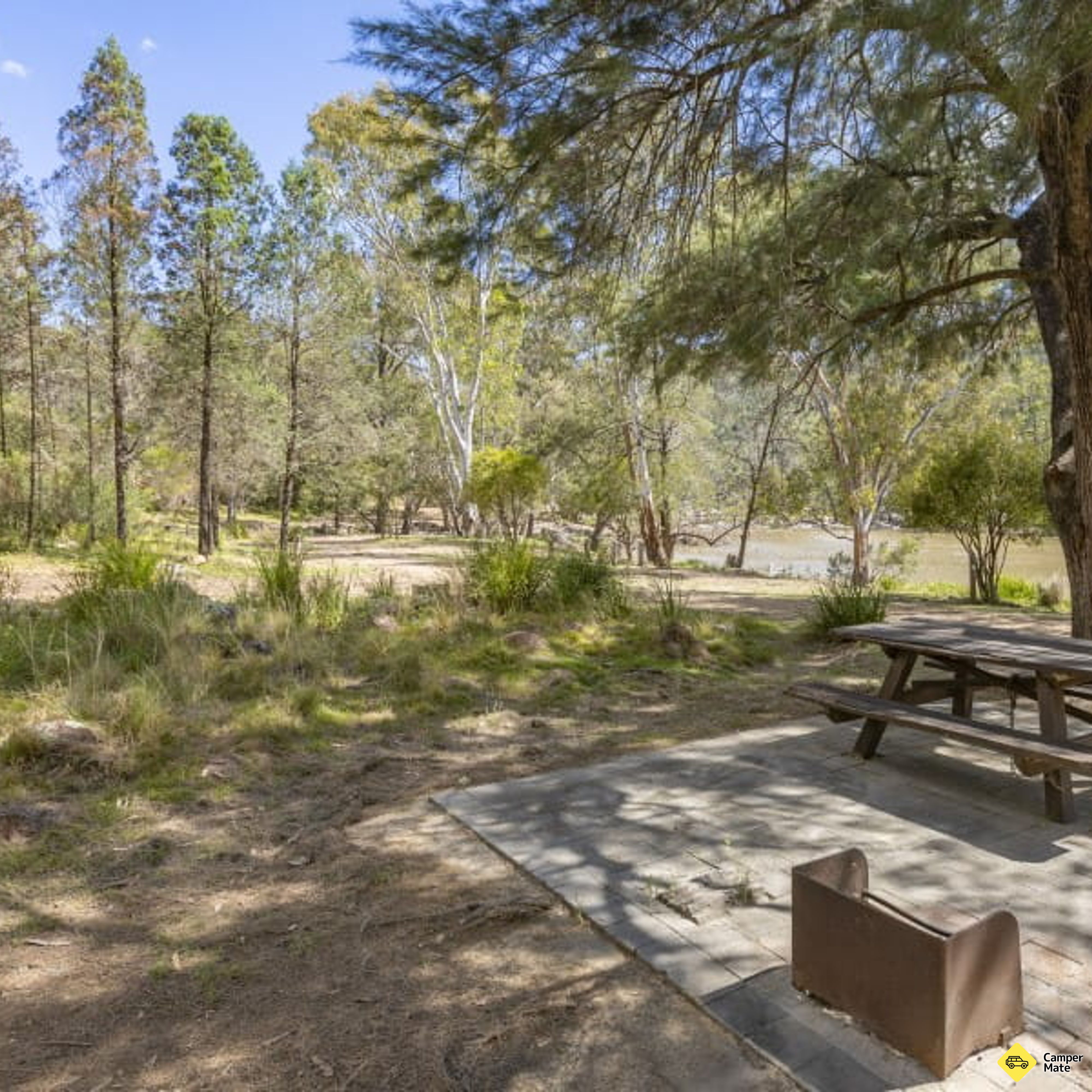 Campamento de Gum Hole - Image 2