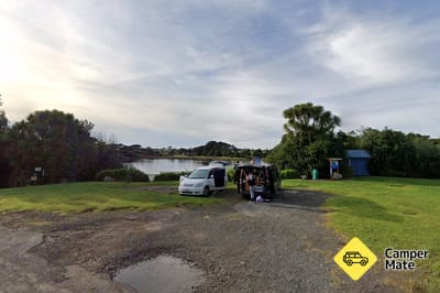 Opunake Lake Carpark και περιοχή παιχνιδιών (Layard Street)