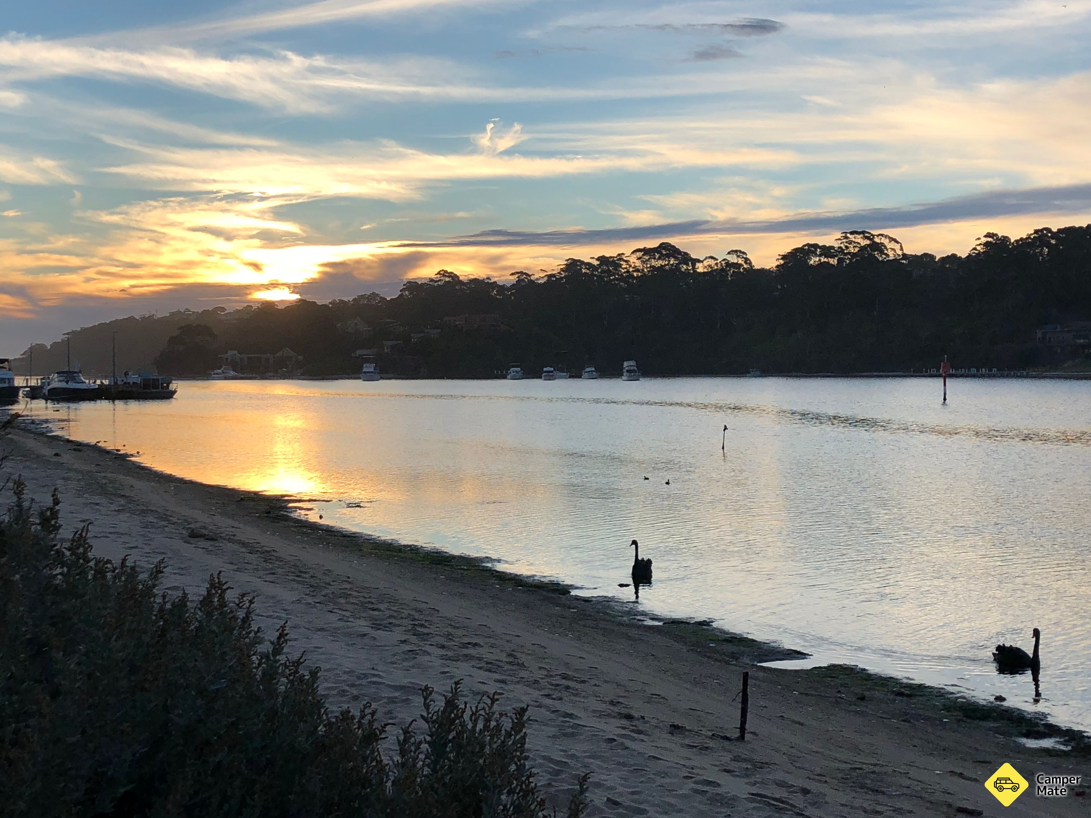 Lakes Entrance Recreation Reserve & Camping Ground - Image 2