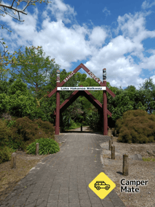 Hakanoa Lake Walkway