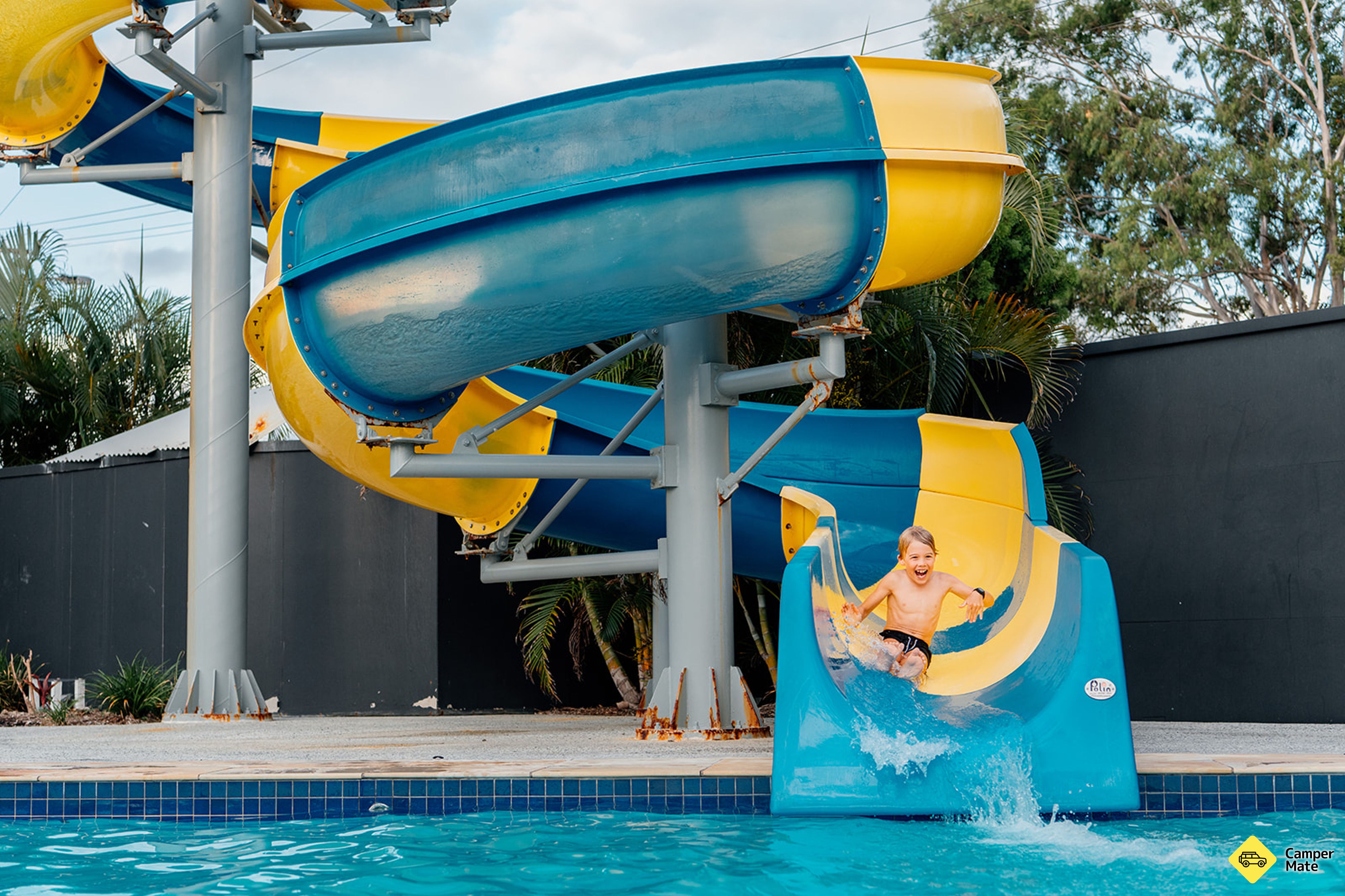 מלון Nobby Beach Holiday Village