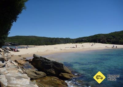 Plaja din Wattamolla