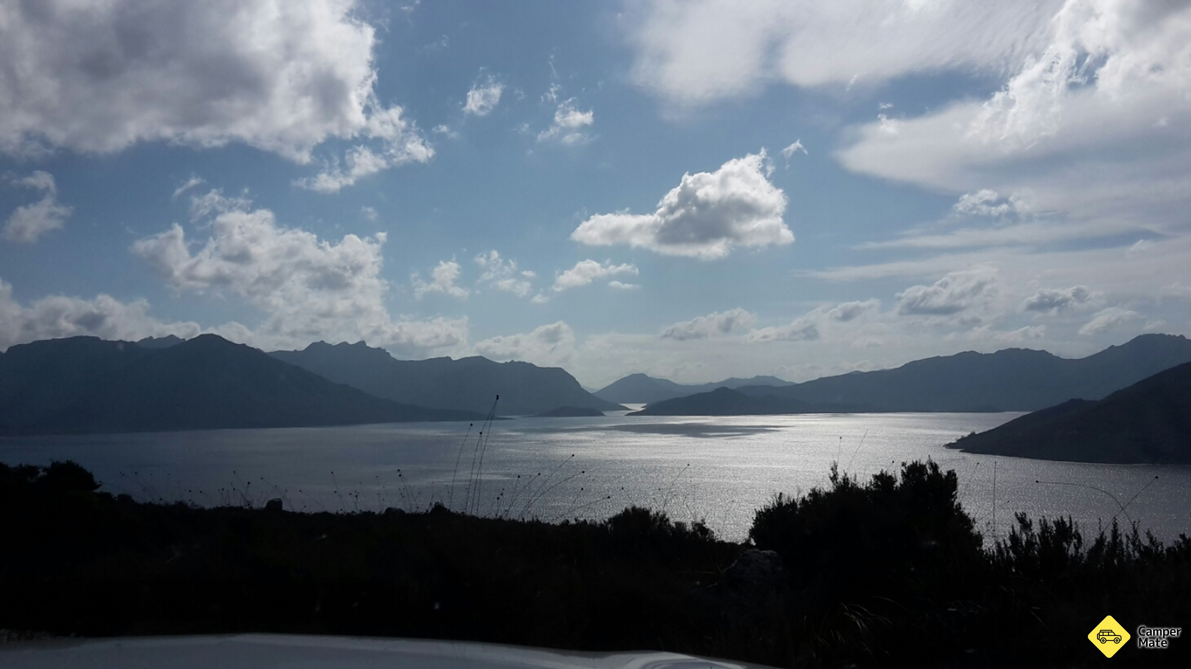 Lời bài hát Red Knoll Lookout