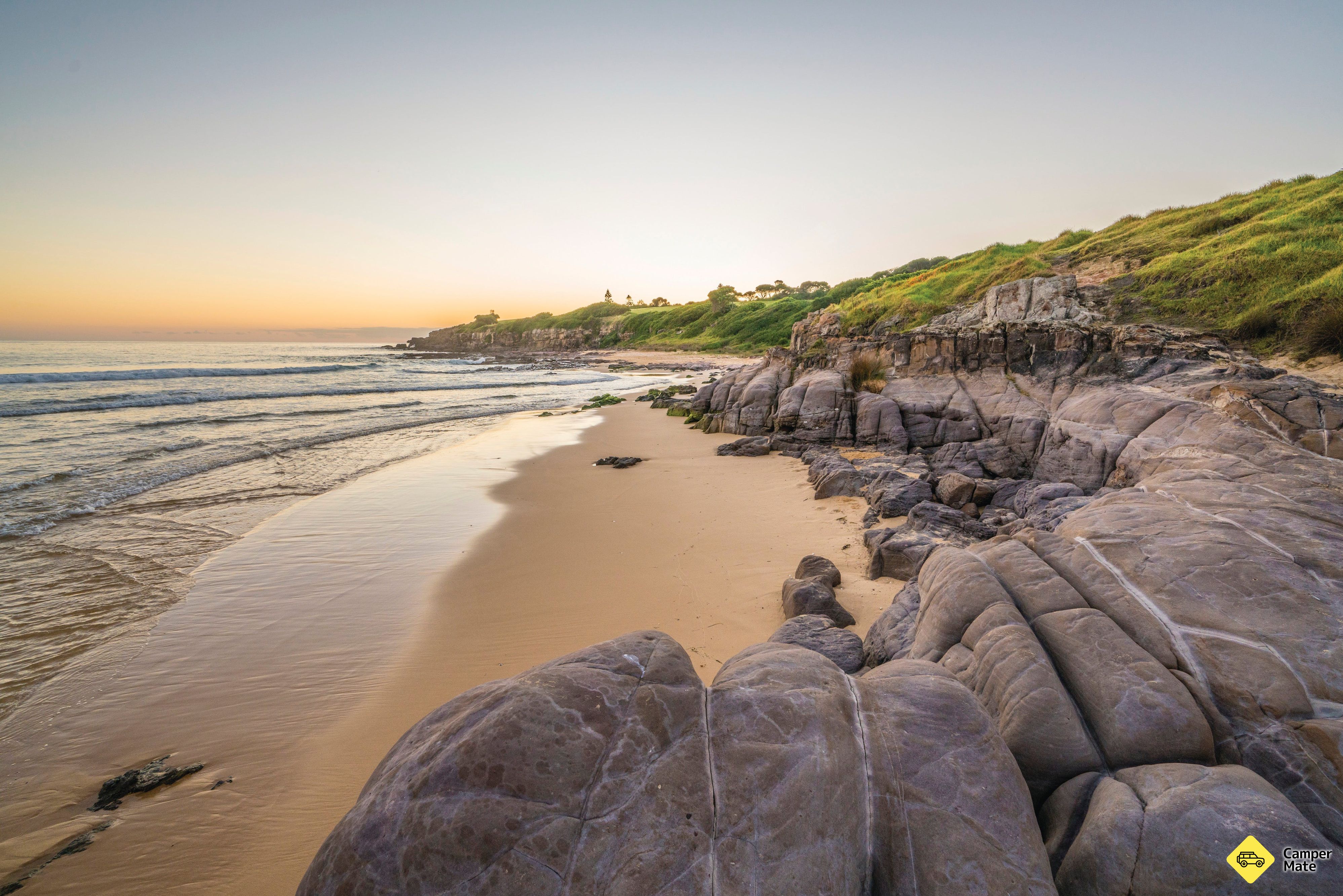 Om Short Point Beach - Image 2