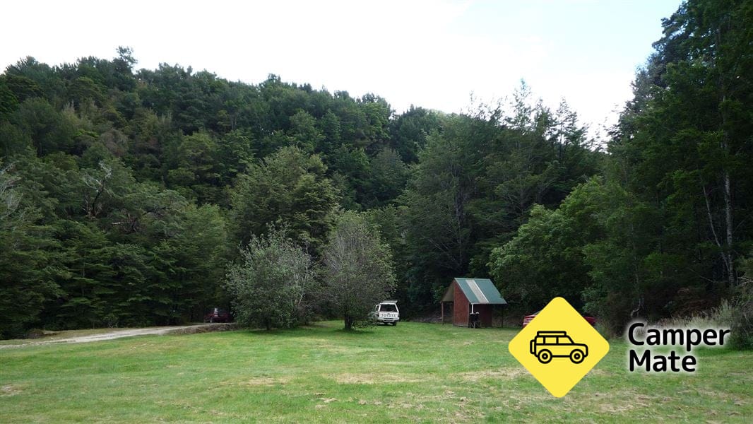 Restauranter i nærheten av Butchers Flat Campsite