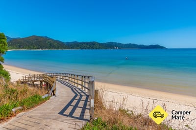 La plage d'Awaroa