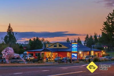 Schnapps Bar and Restaurant