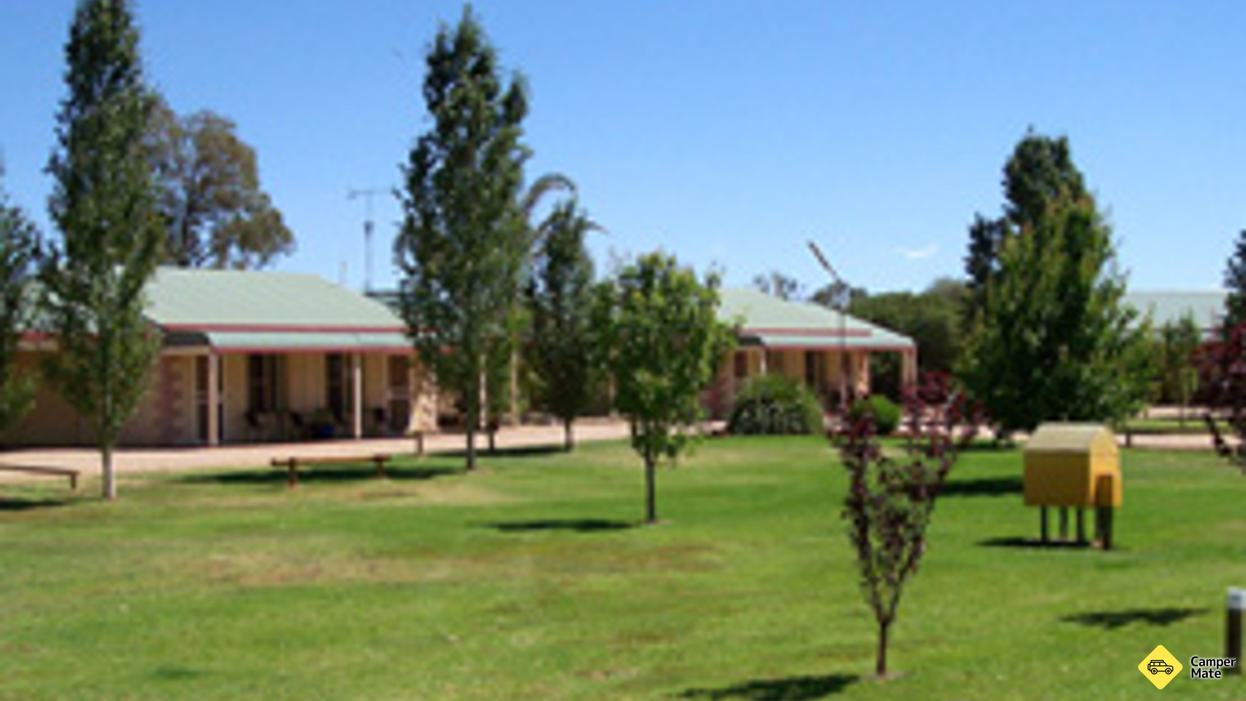 Narrandera Caravan สวน
