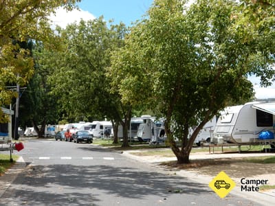 Queanbeyan Riverside Tourist Park