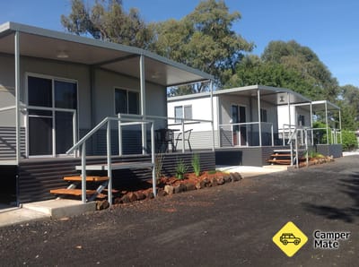 Hoteles cerca de Sapphire City Caravan Park