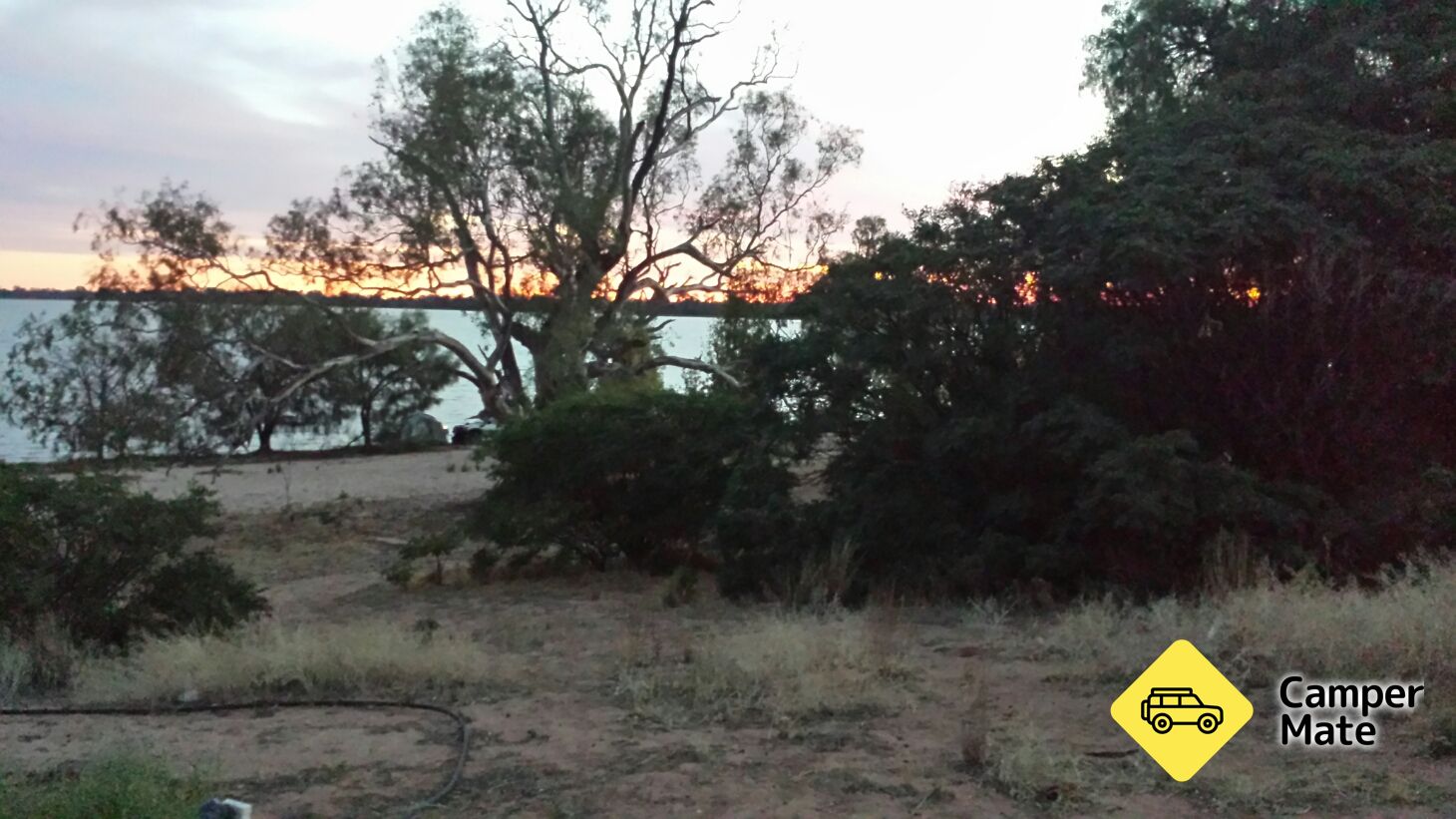 Zona de descanso del Lago Benanee
