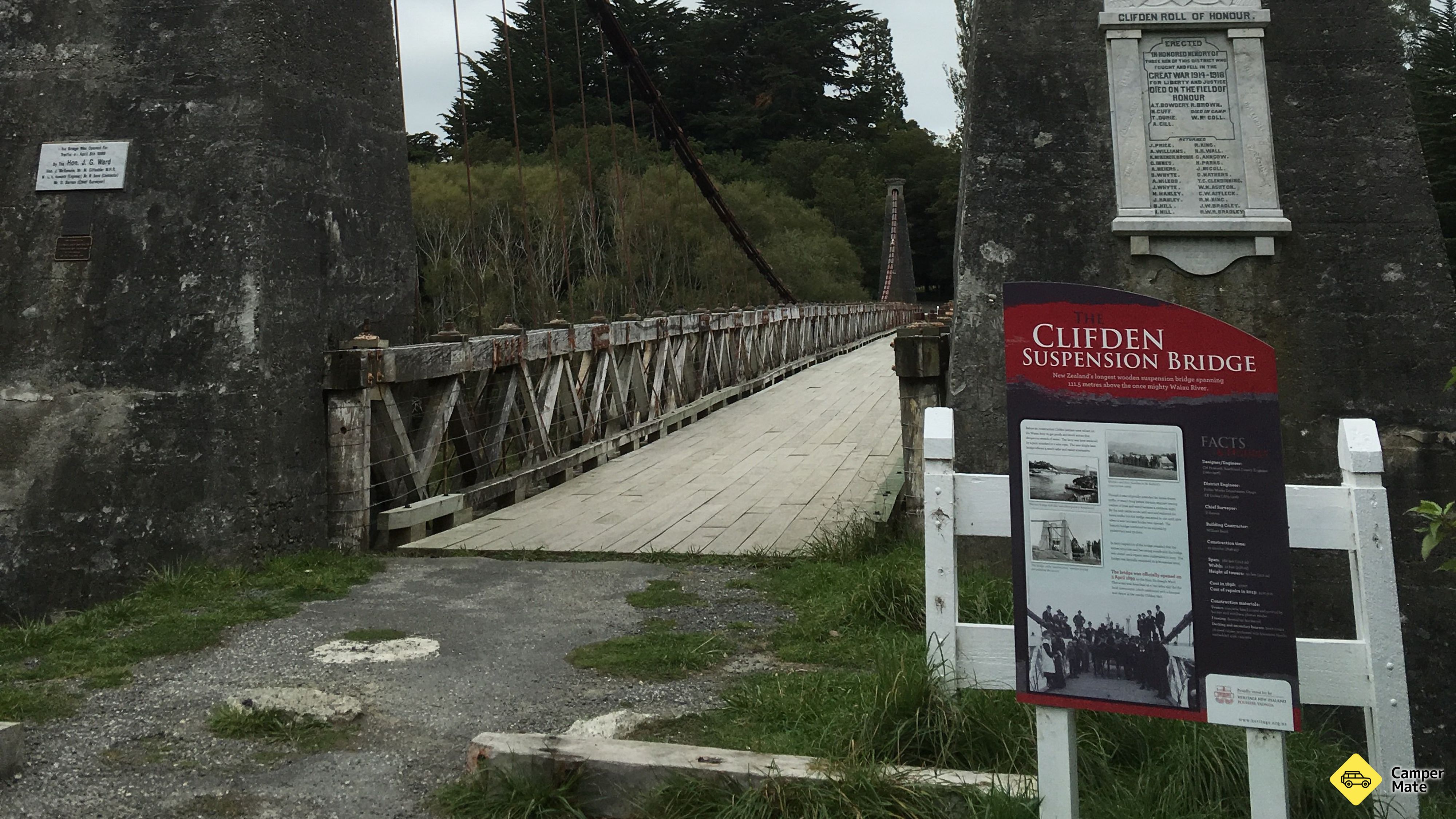 Podul de suspensie Clifden