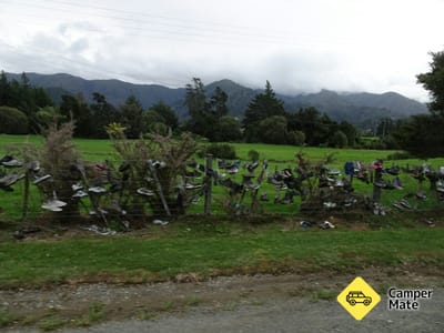Takaka Shoe Fence