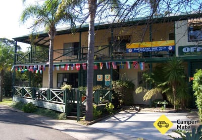 Batemans Bay Holiday Park and YHA