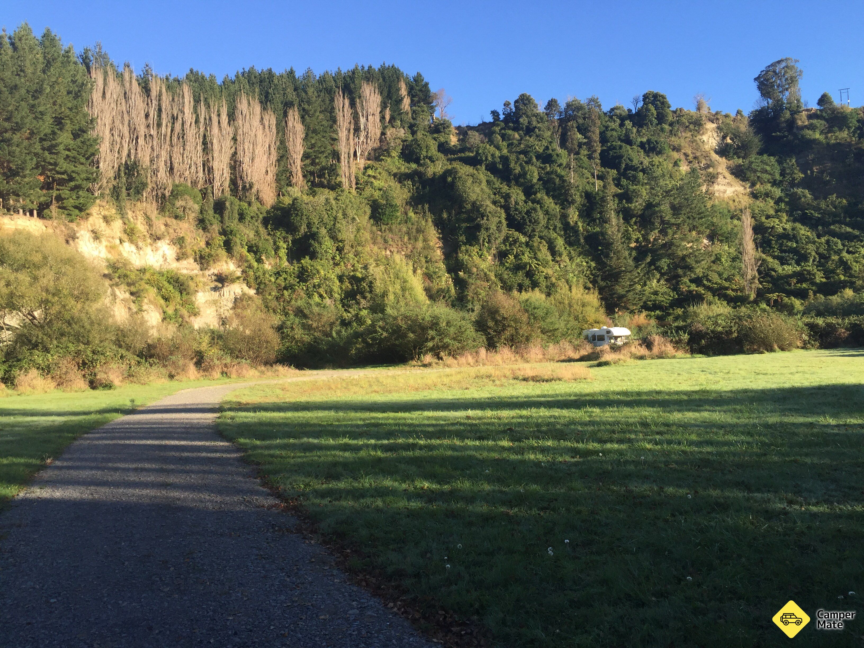Londons Ford Reserve - Image 3