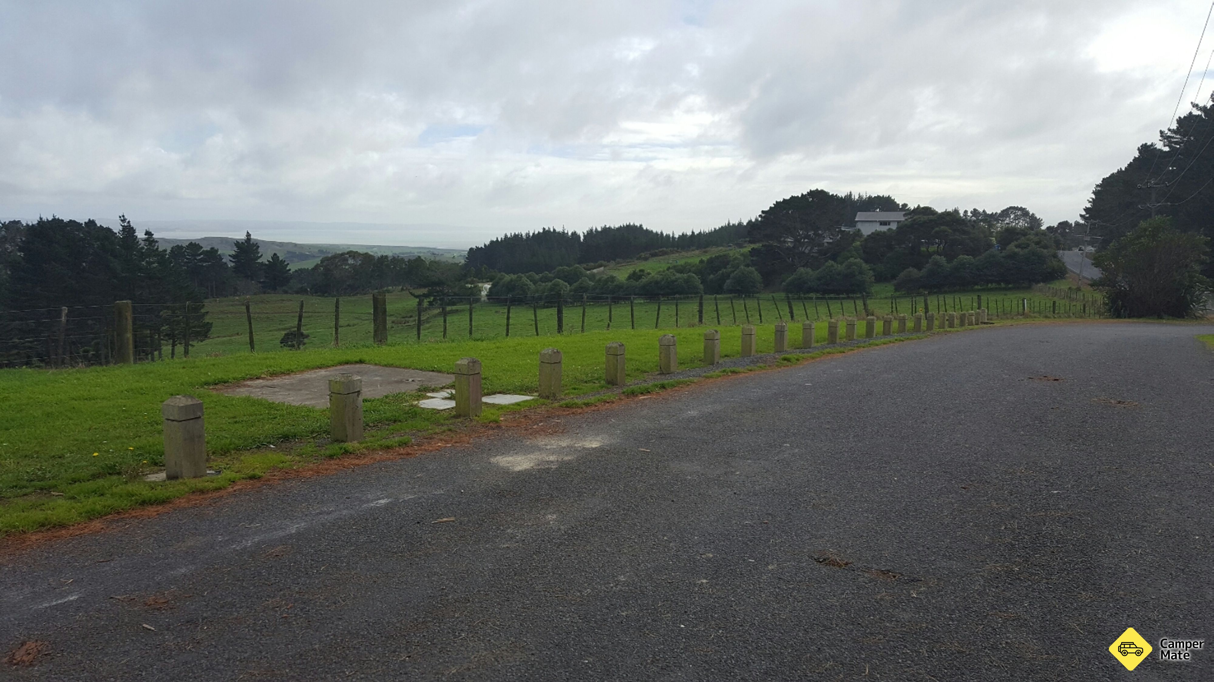 Kaipara Harbour Lookout 근처 오락거리