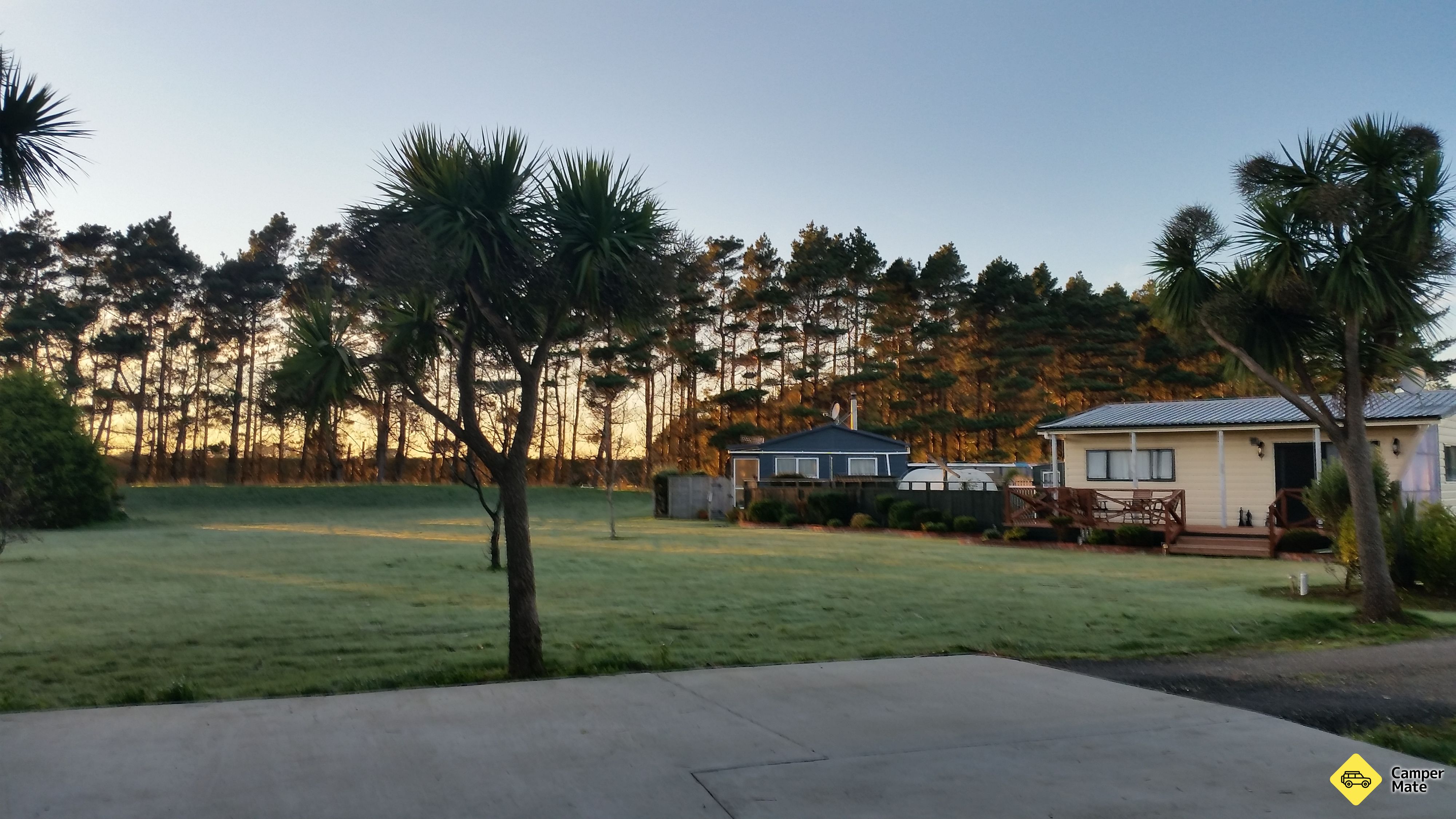 Beach Road Holiday Park - Image 2