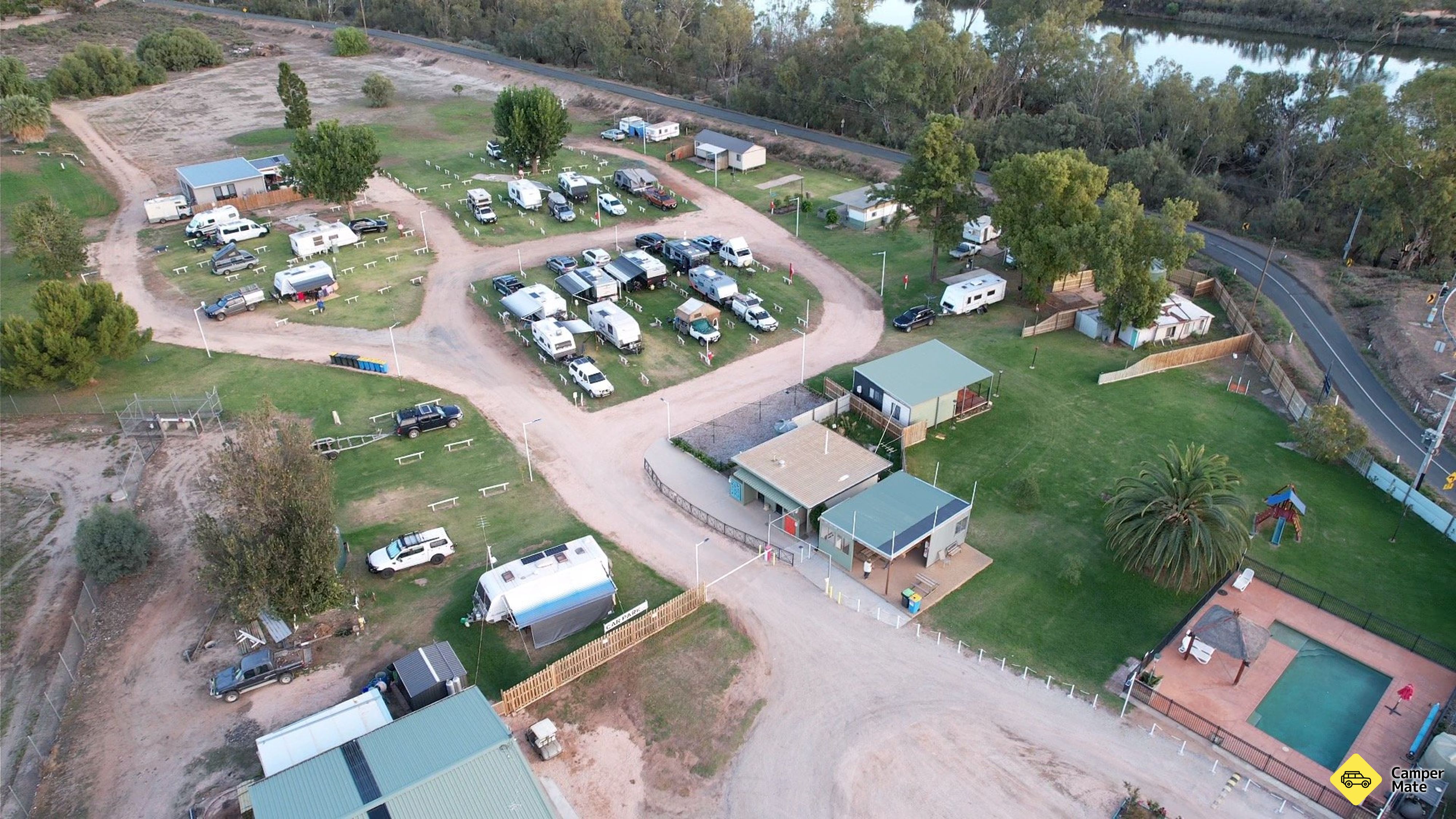 Curlwaa Caravan Parkı