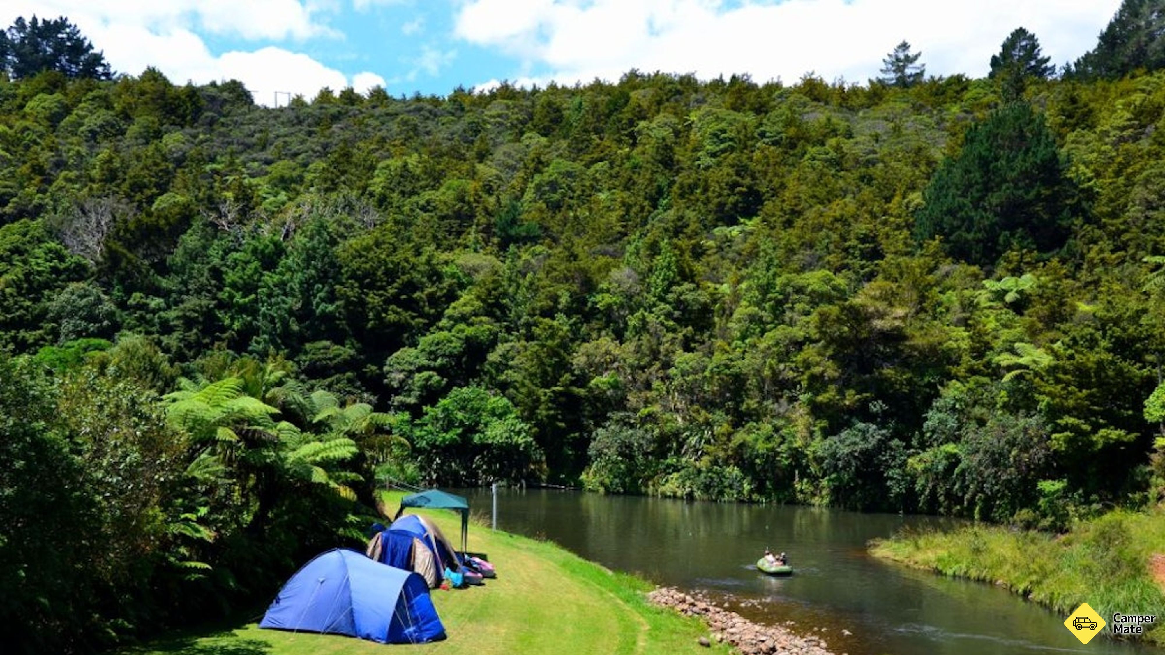 Restauracje w pobliżu Kauri Coast Top 10 Holiday Park