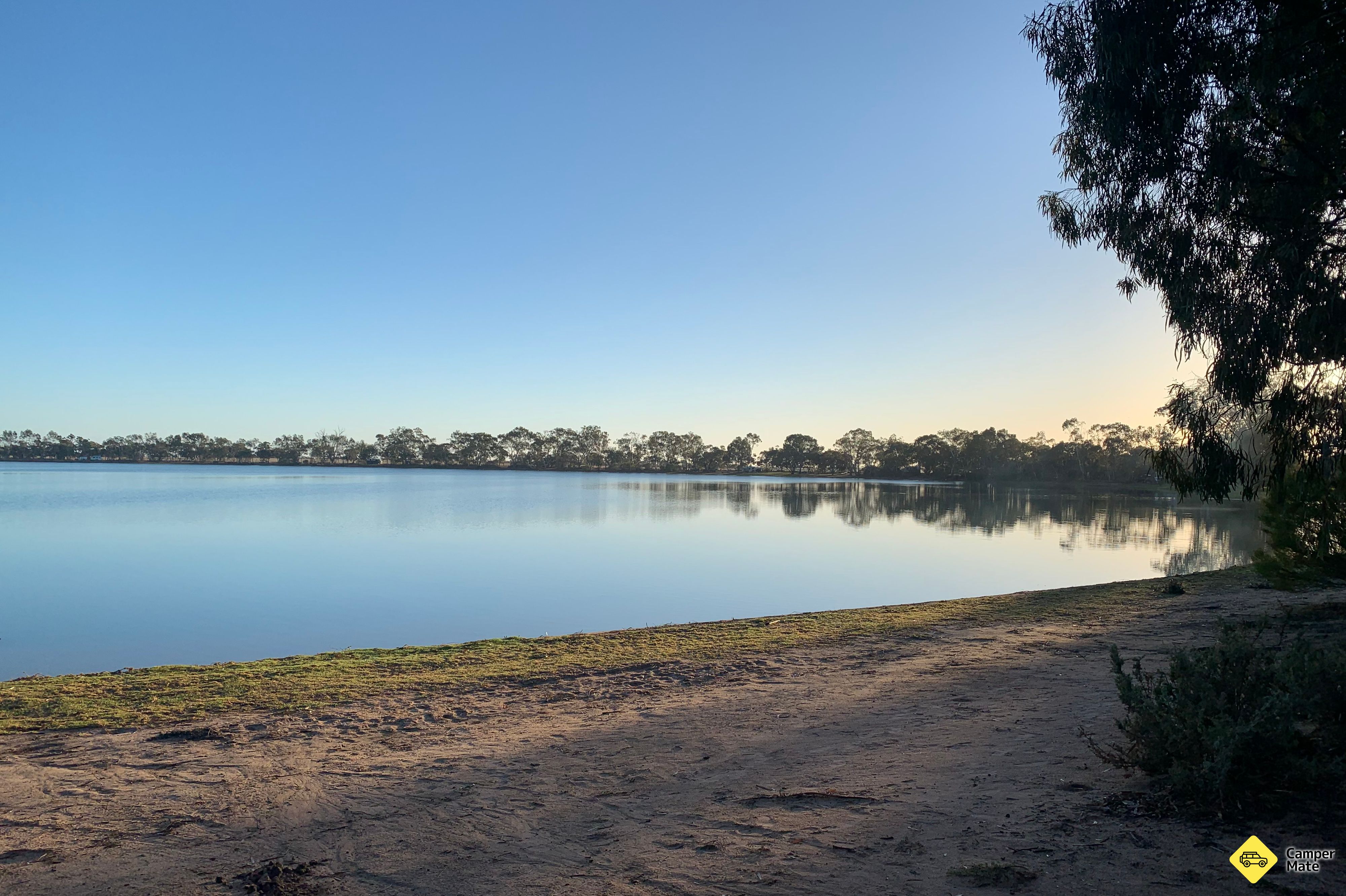 Mallee Bush Retreat - Image 3
