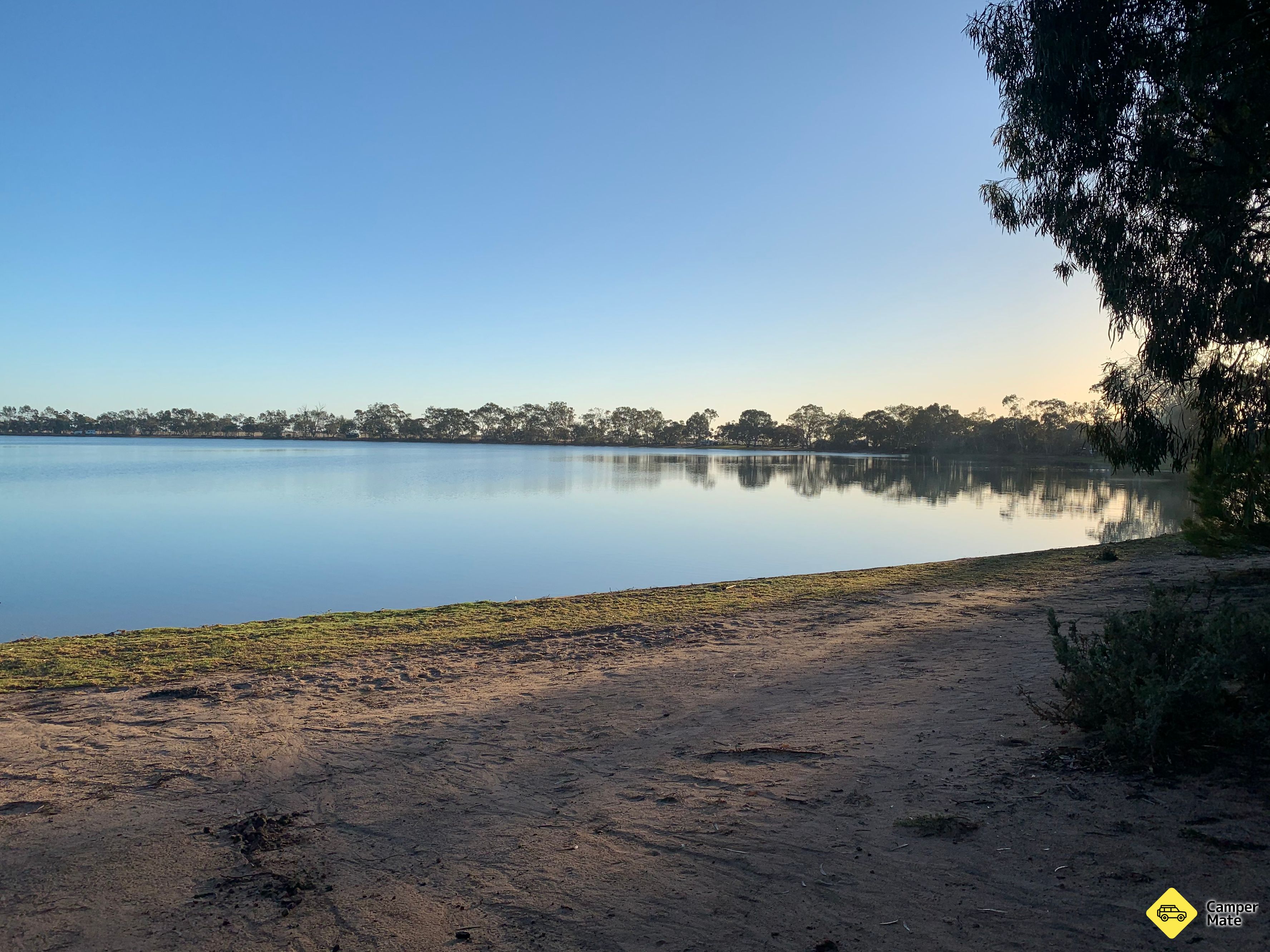 Mallee Bush Retreat - Image 3