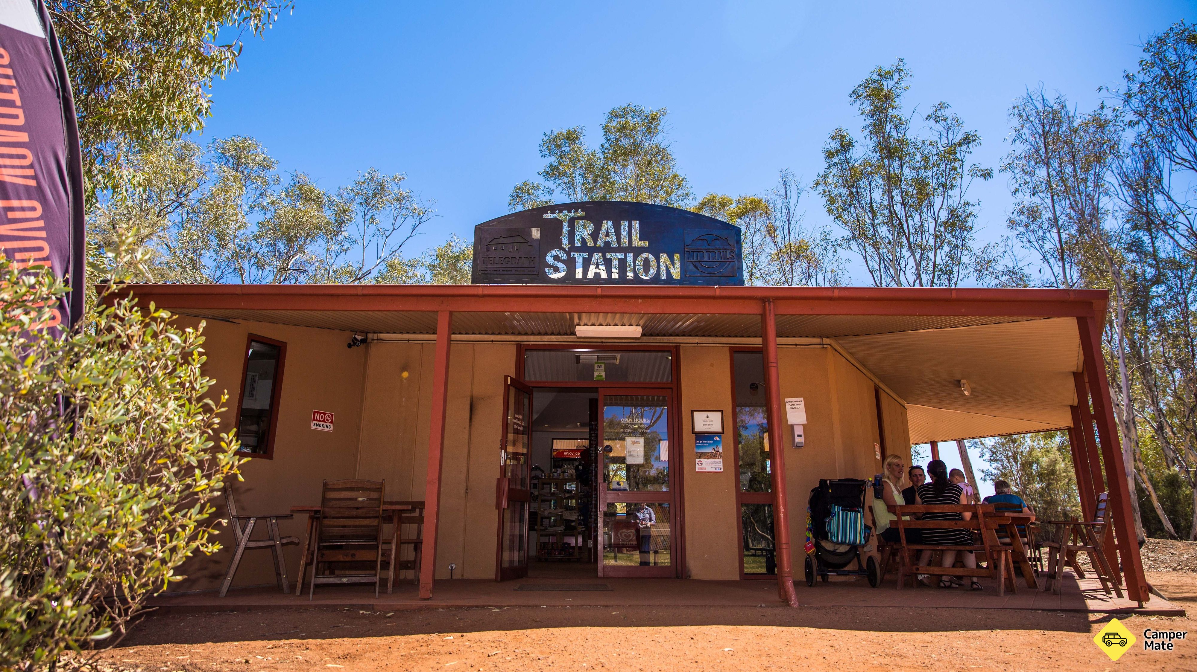 Python's Alice Springs Lucruri de făcut și locuri unde să stai în Alice Springs, MacDonnell ...