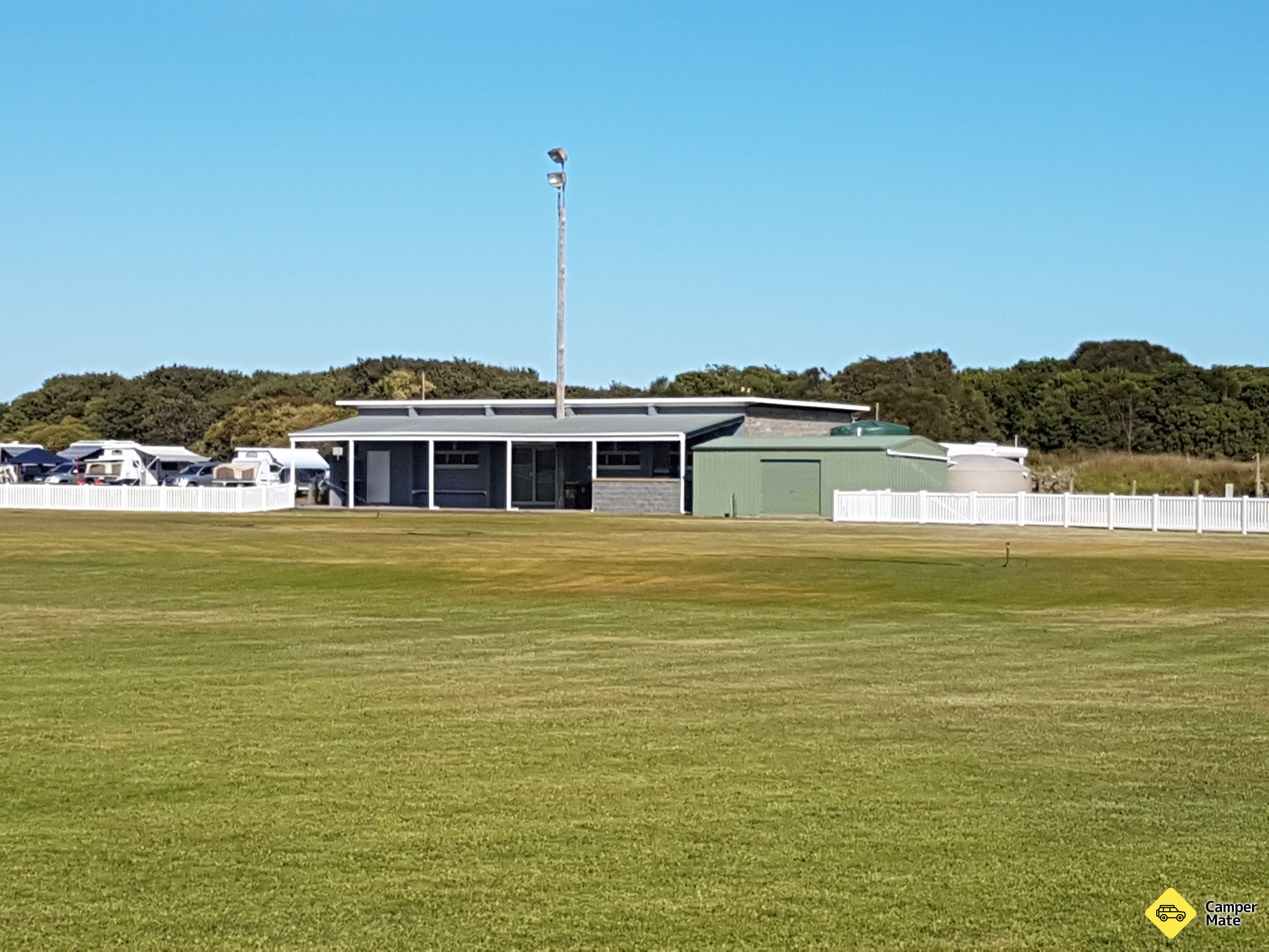 Killarney Beach Caravan Park - Image 2