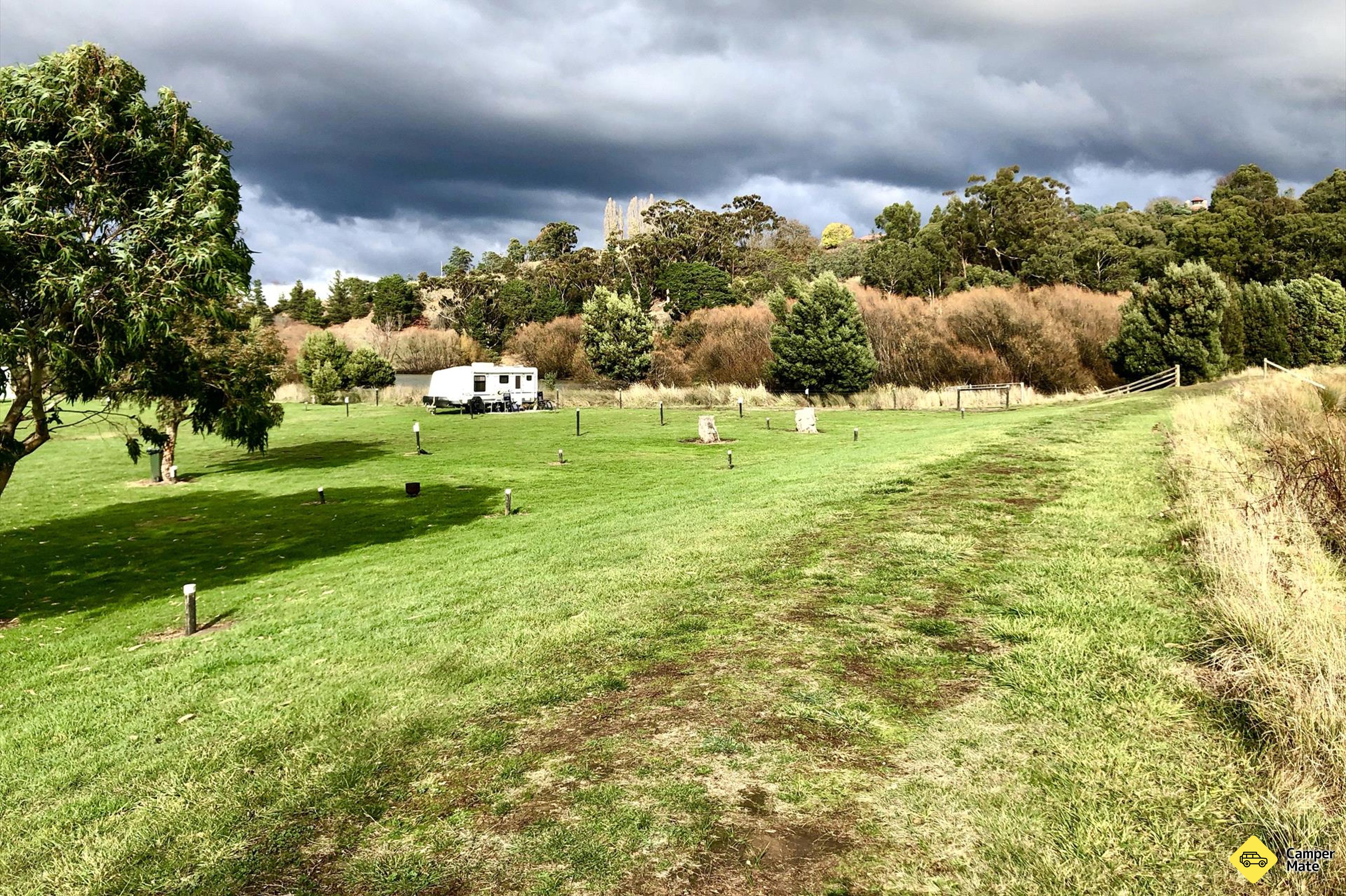 Old Mac's Caravan & Motorhome Farm Stay - Image 3
